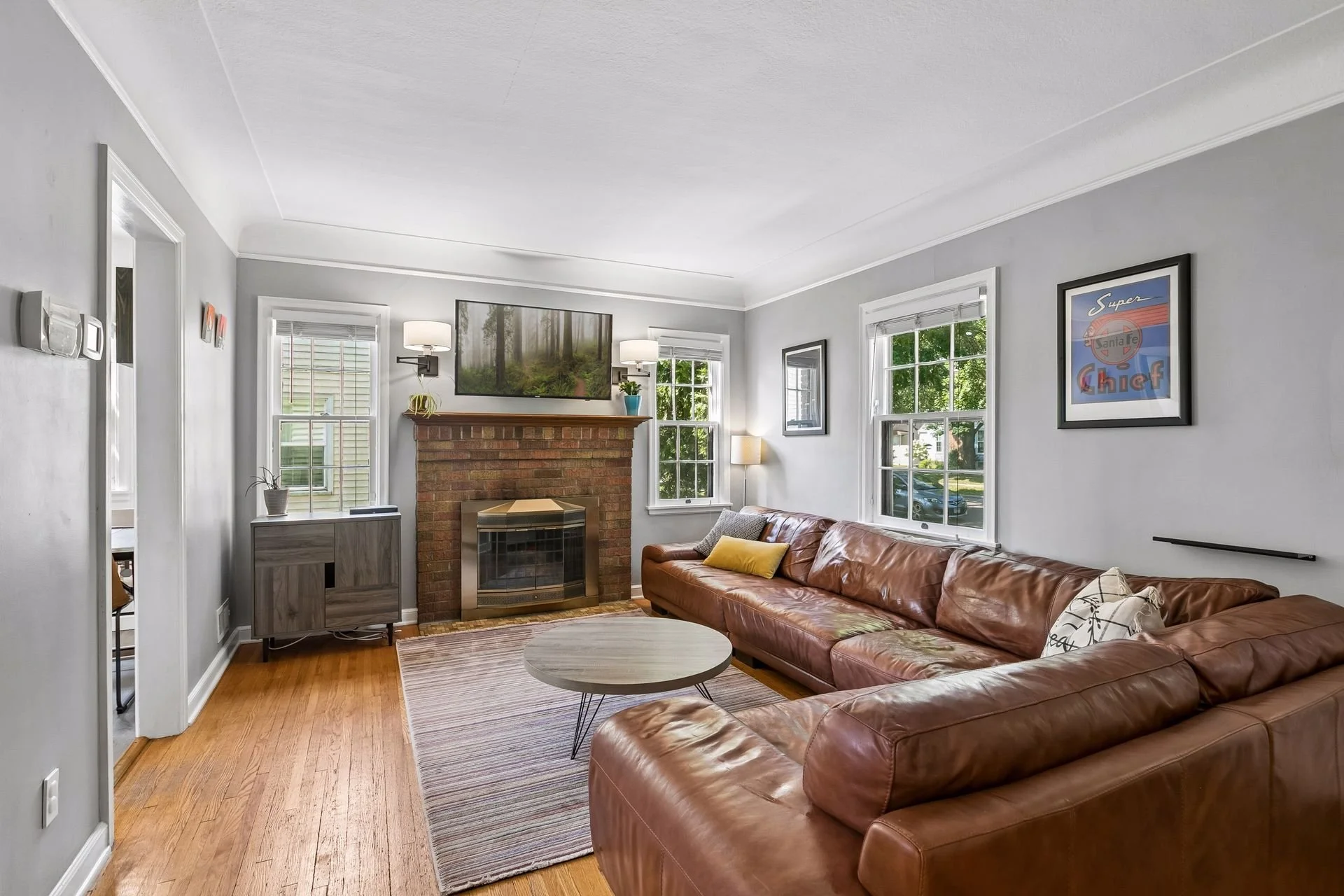 3.5 Living Room.jpg