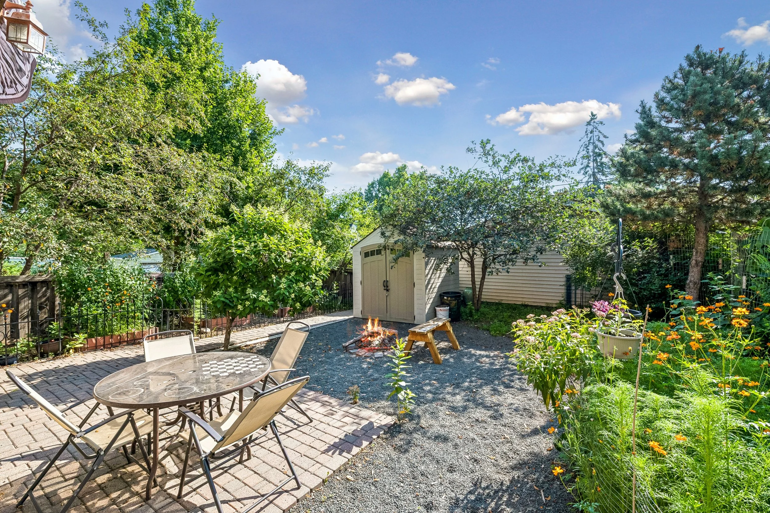 19 Fully Fenced Backyard 2.jpg