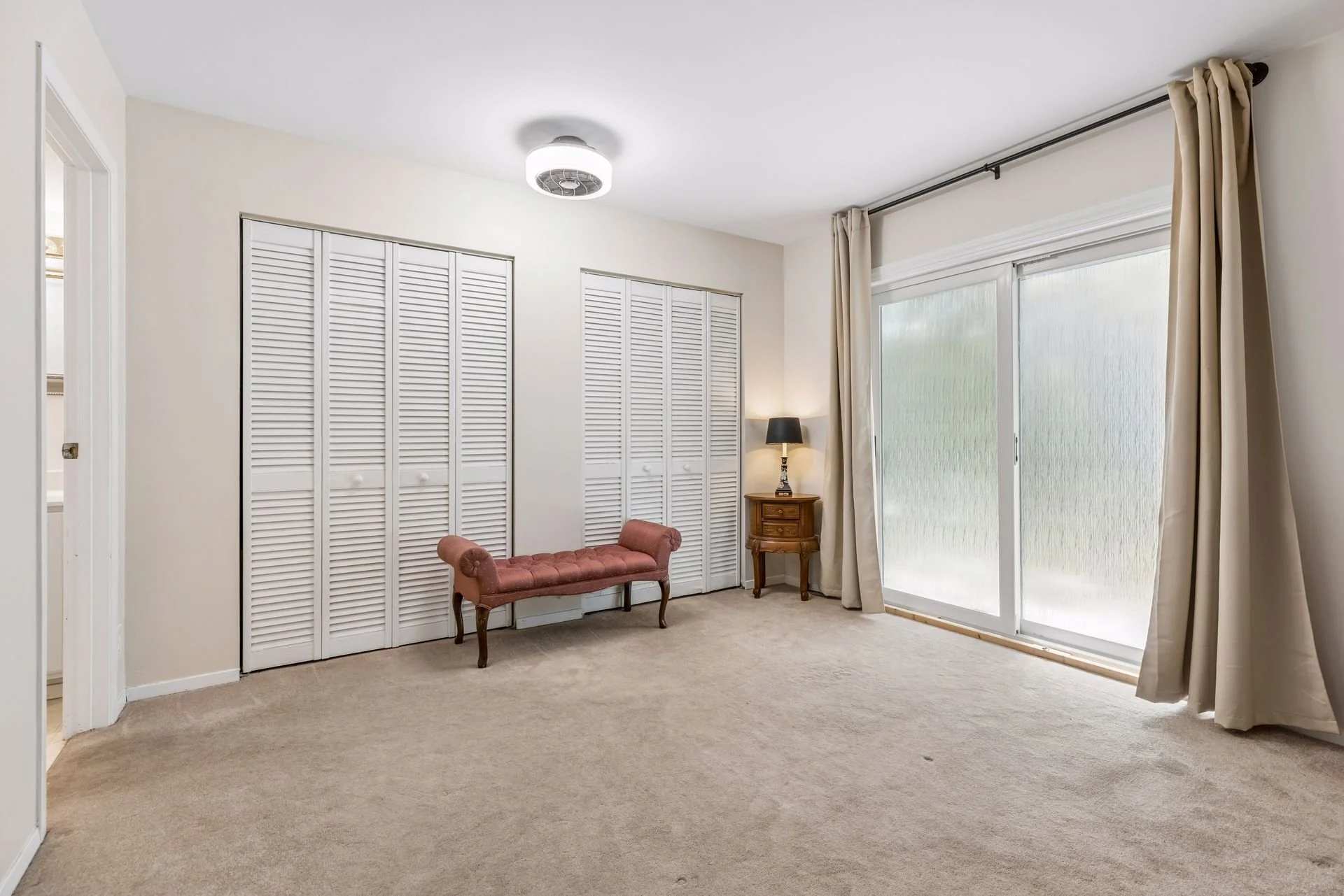 10 Second Bedroom.jpg