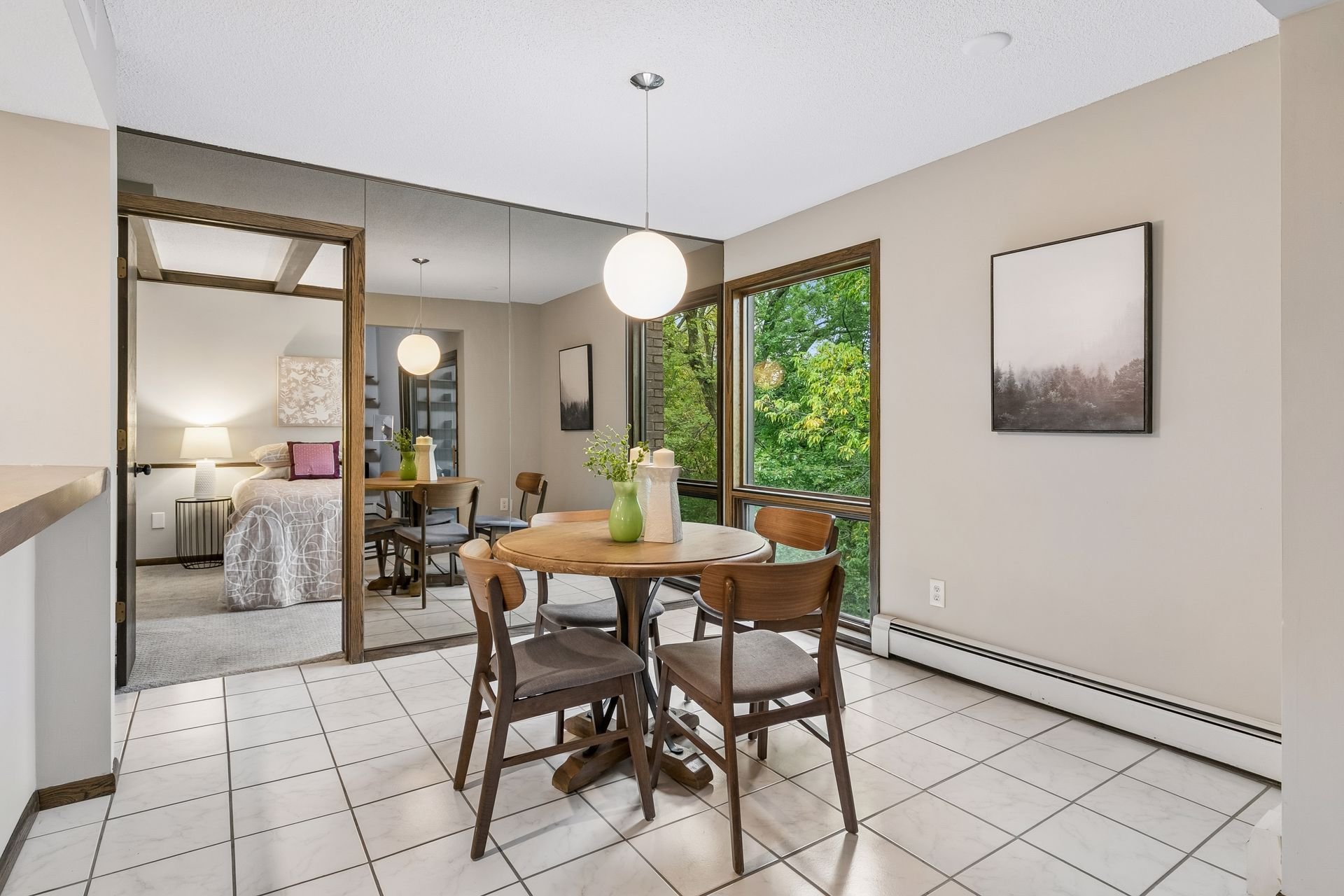 7 Dining Room.jpg