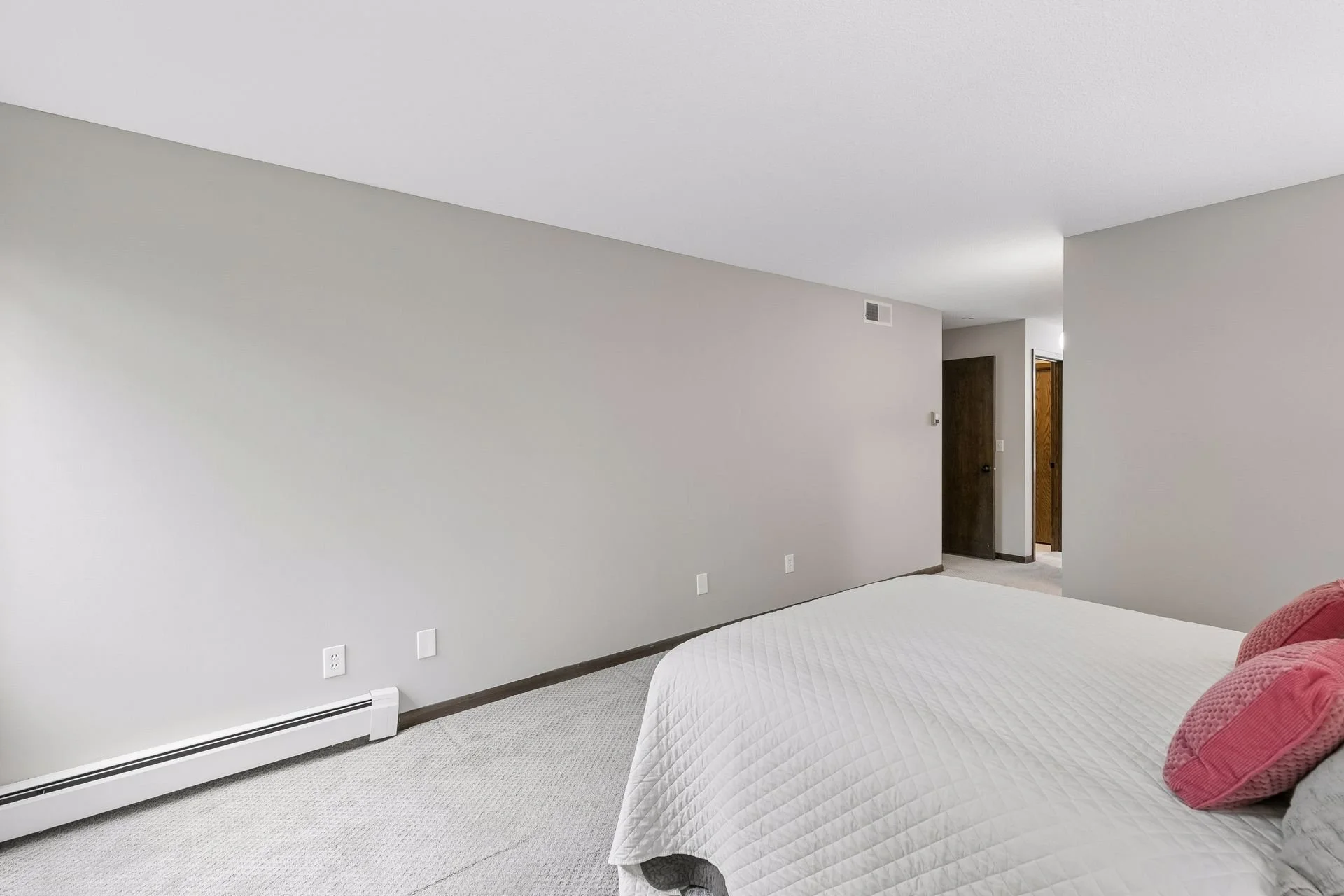 13 Primary Bedroom.jpg