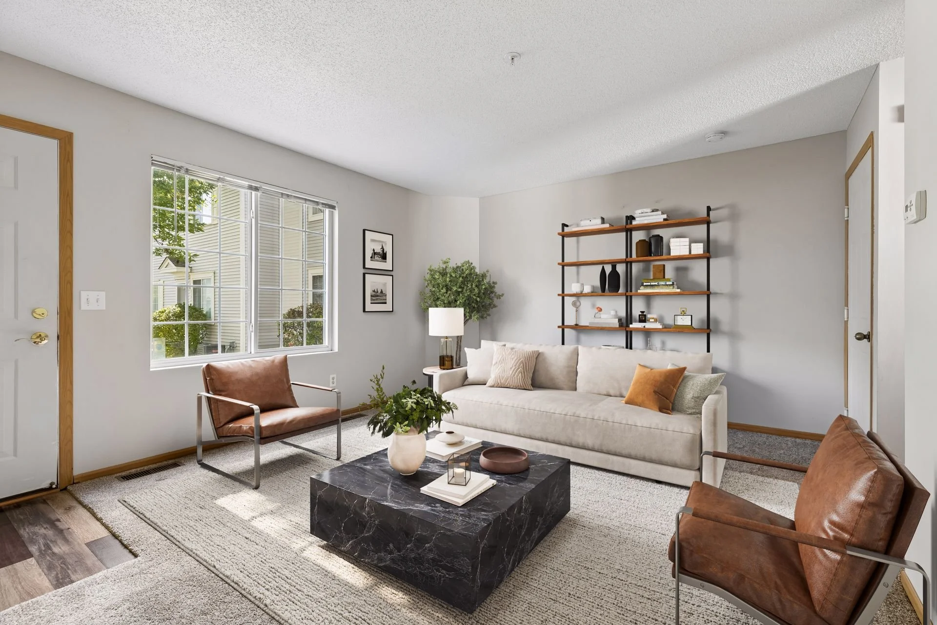 3 Living Room.jpg