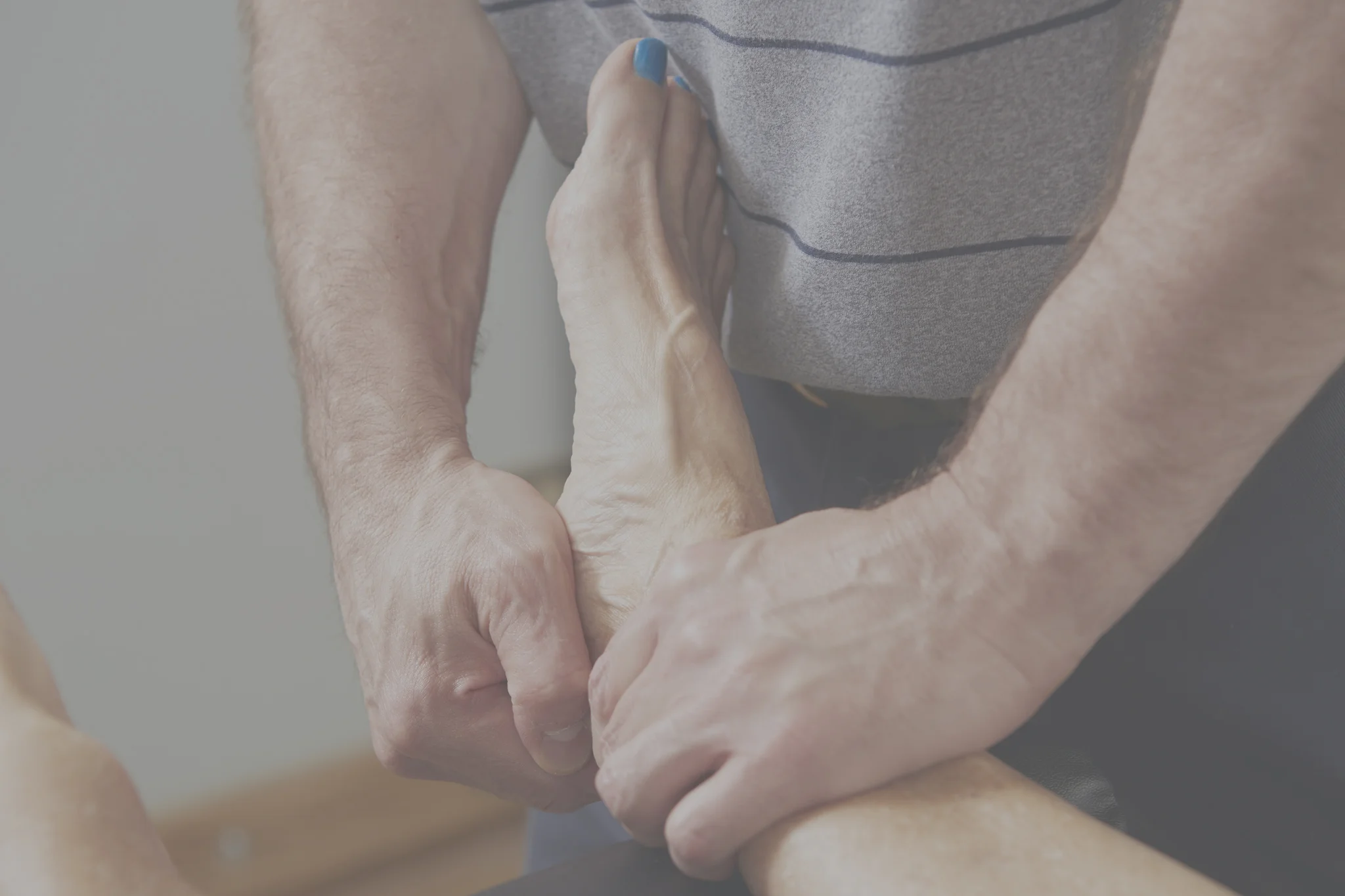 foot_ankle_pain.jpg