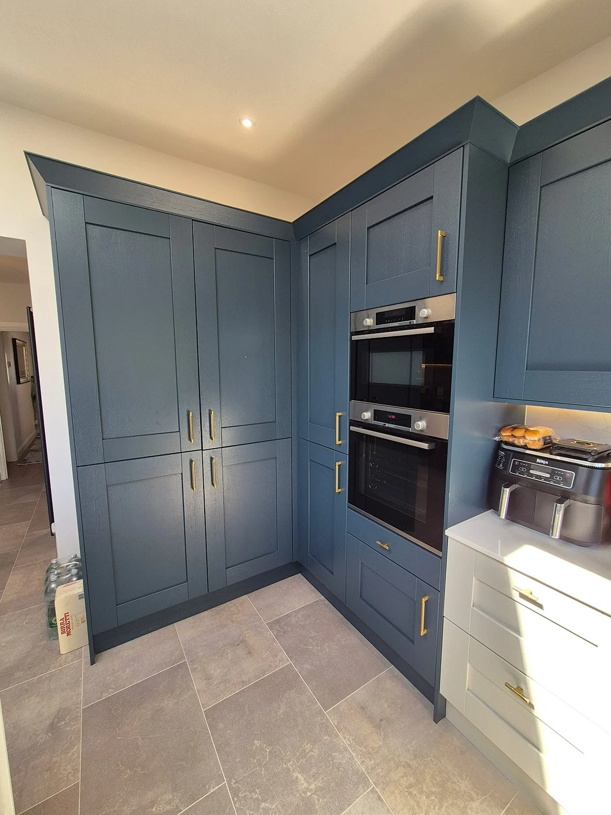 Blue-Kitchen-Unit.jpg