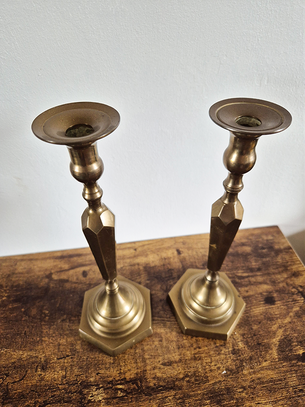 Pair of Candle Holders top.png