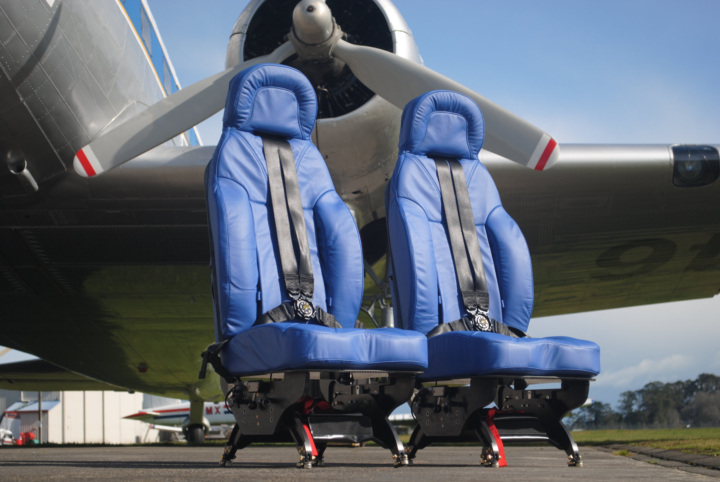 Flight Structures Crew Seating - Aeromotive.jpg