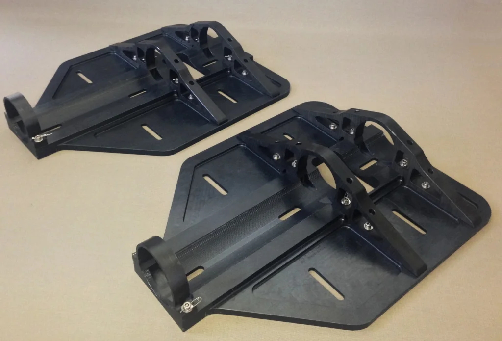 Snow Shoes   Flight Structures' snow shoes distribute the skid weight for landing on soft terrain. Manufactured from wear resistant polymer they are proving to be a long lasting and cost effective solution.