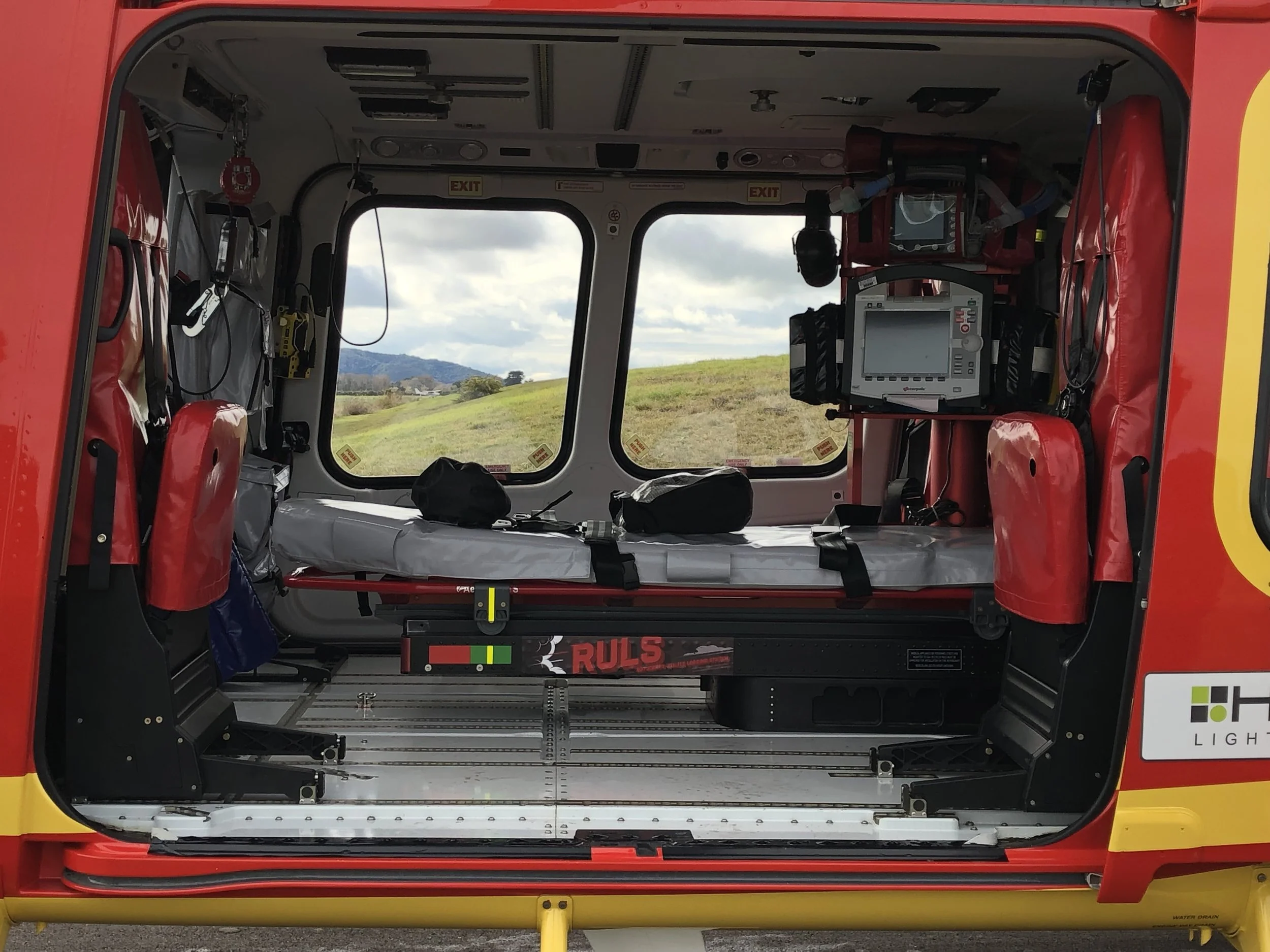  RULS longitudinally in the spacious AW169 Cabin 