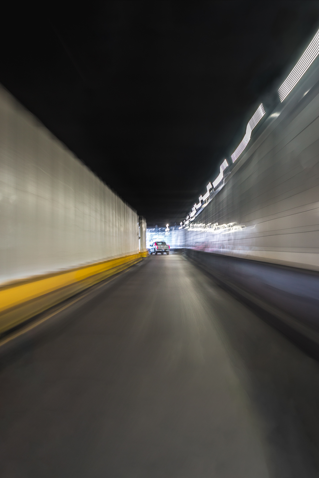 Windsor Detroit Tunnel--2.jpg