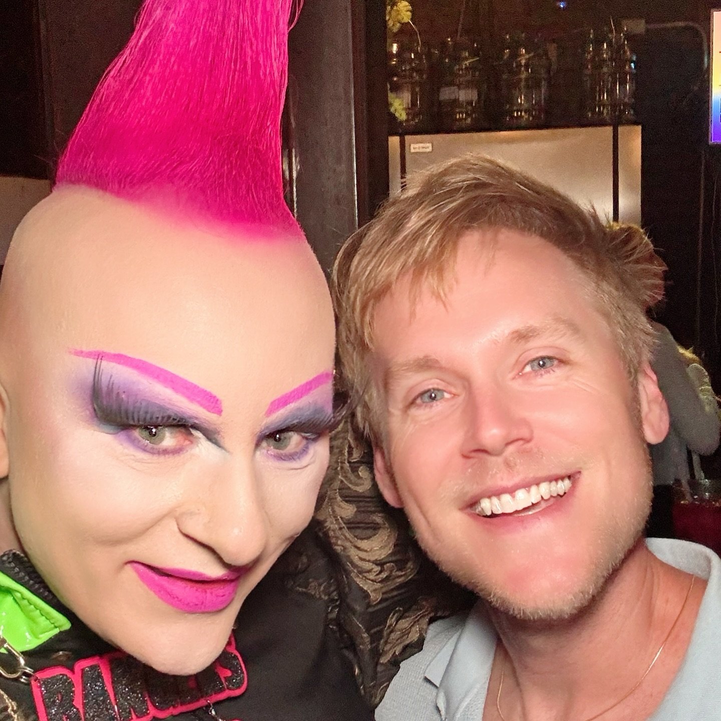 Saw @zachnoetowers  sold out show at Comedy Works tonight - so funny I definitely earned a new laugh line 😂 Good thing I&rsquo;ve got a Botox appointment tomorrow 💉💋