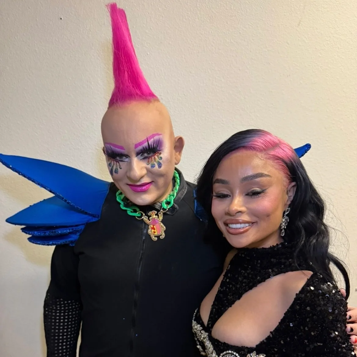 Thank you Palm Springs for having me! Fab time DJ&rsquo;ing at @oscars_palmsprings Serving looks and love at Palm Springs Pride with the one and only @blacchyna 💋 #PalmSpringsPride #GlamSquad