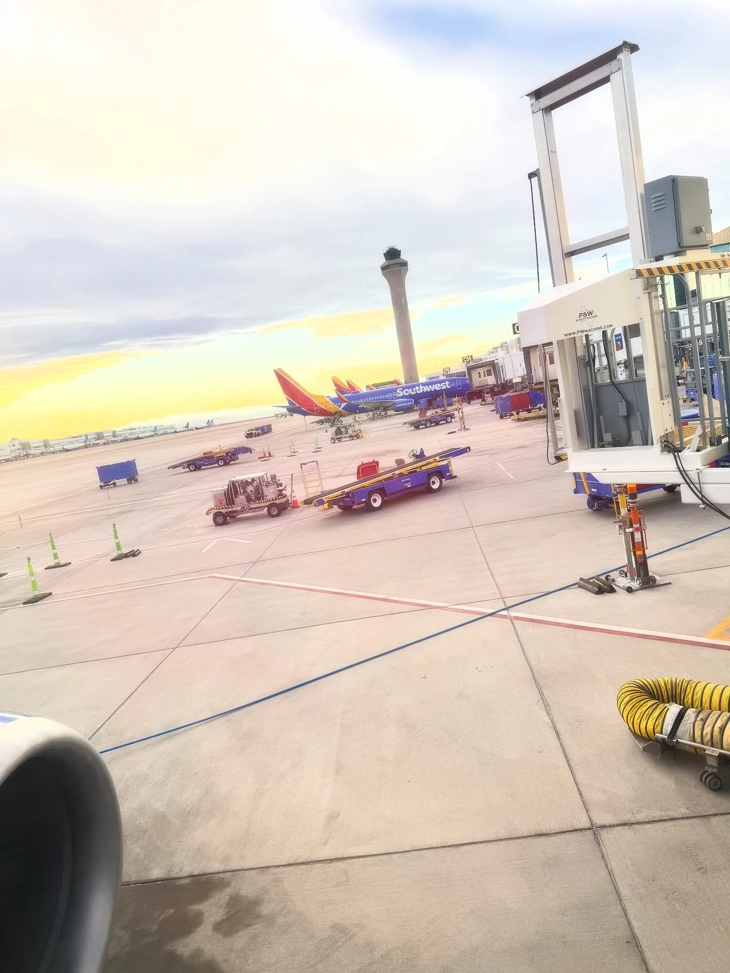 Random clip dump, 4 cities in 4 days SLC/Lubbock/Milwaukee +private party in Denver