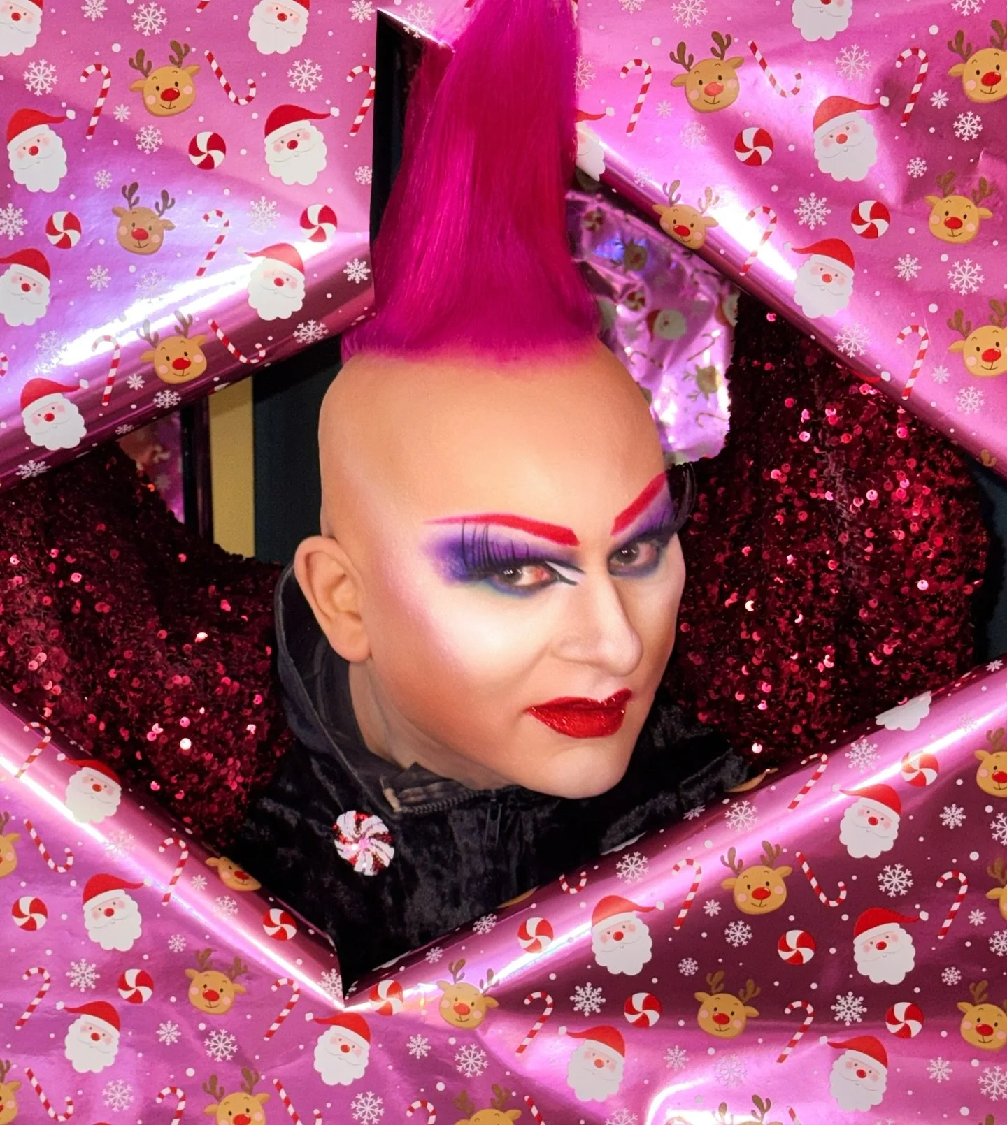 Fresh outta the wrapping paper and ready to cause a scene 🎁✨

#HolidayChaos #Unwrapped #FestiveAF #djrockstaraaron