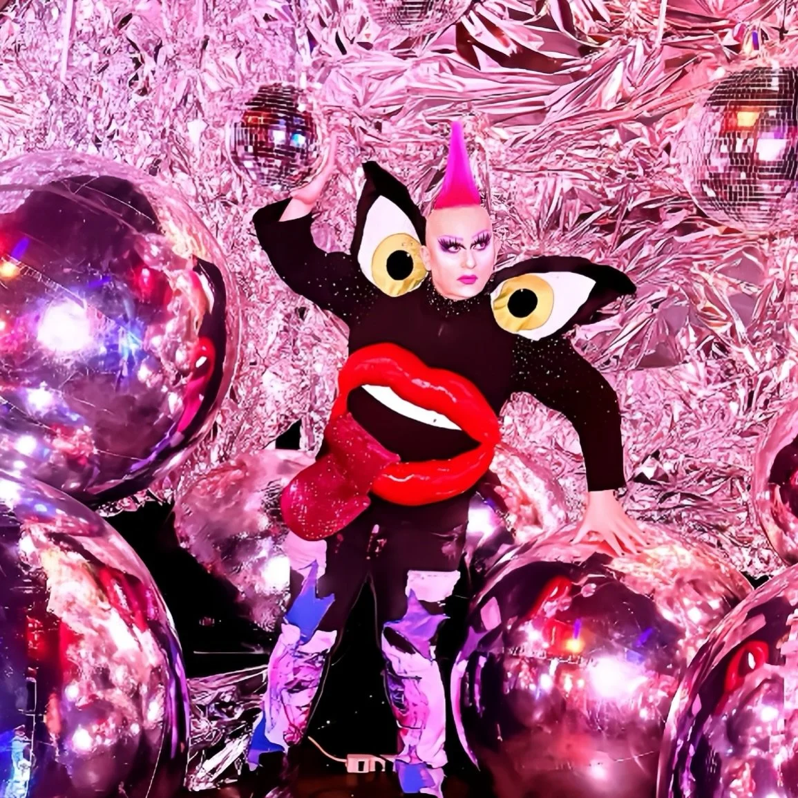 Happy 2026 🪩✨ More nights that turn into mornings. More sweat, sparkle, and dance floor chaos. 🕺💃🪩 👚 @crafty_grant 📸 @arianagrindr1  #djrockstaraaron