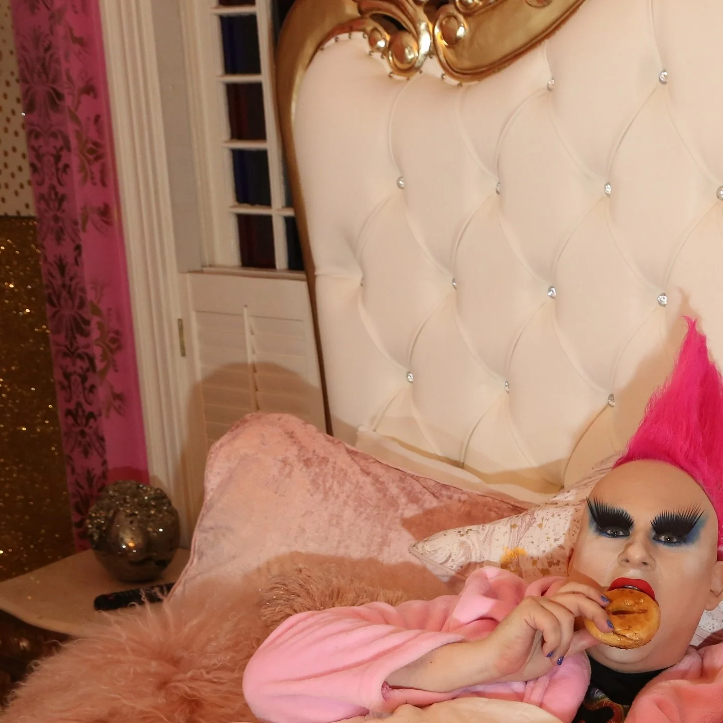 Happy National Bagel Day 🥯✨ May your coffee be strong and your bagel be perfectly toasted with just the right schmear.