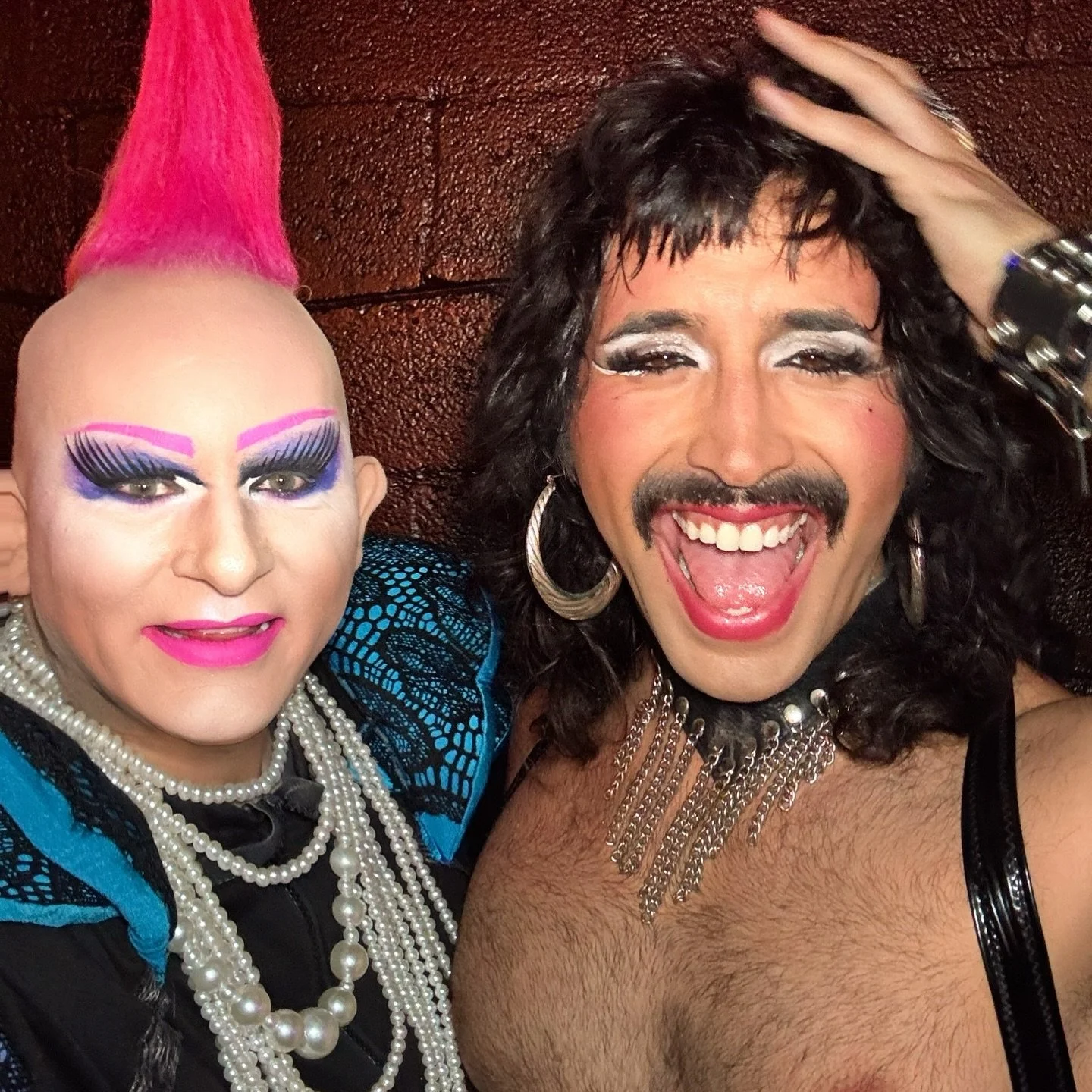 Press number 1 in the comments if you went to see  @tonyandthekiki @lgbtqmusicindemand