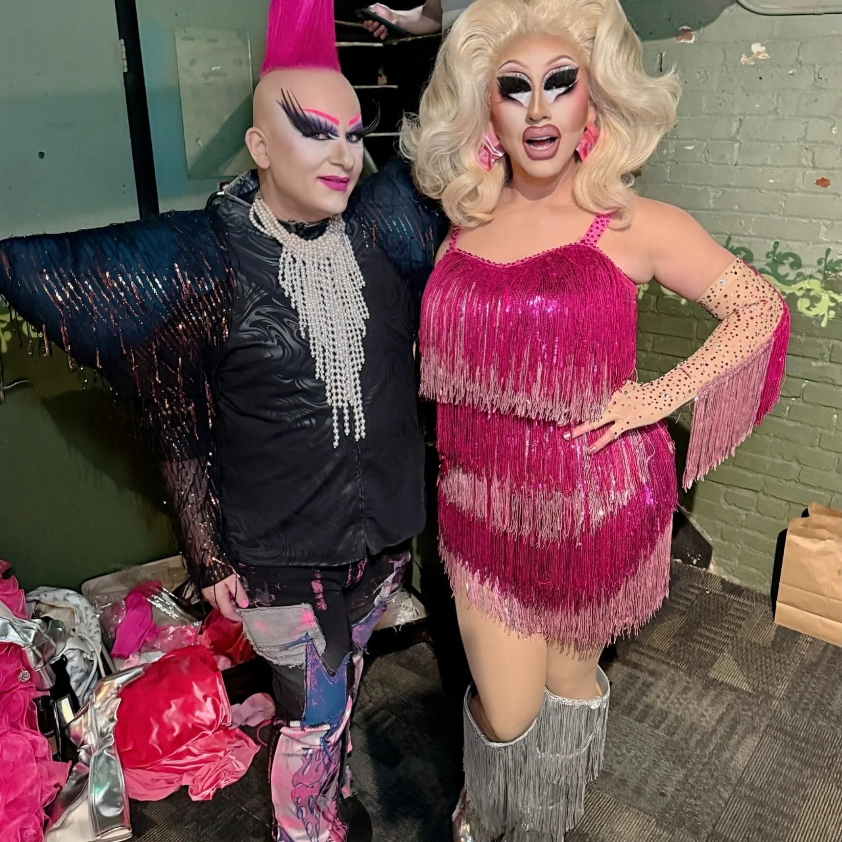 Happy Birthday to my DJ clown mother @trixiemattel 🎉🥳