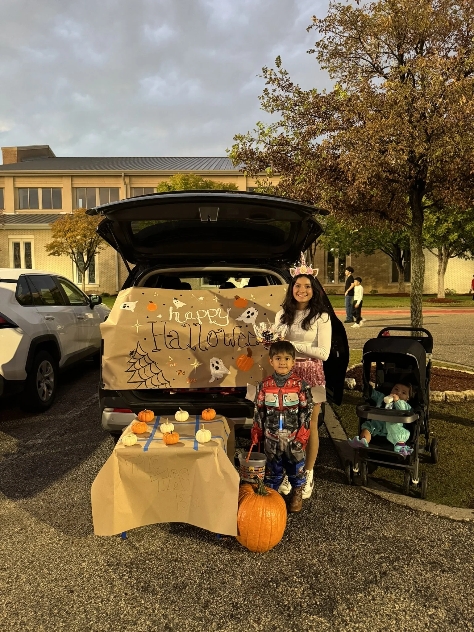 Dad's Club Trunk or Treat (25).JPEG