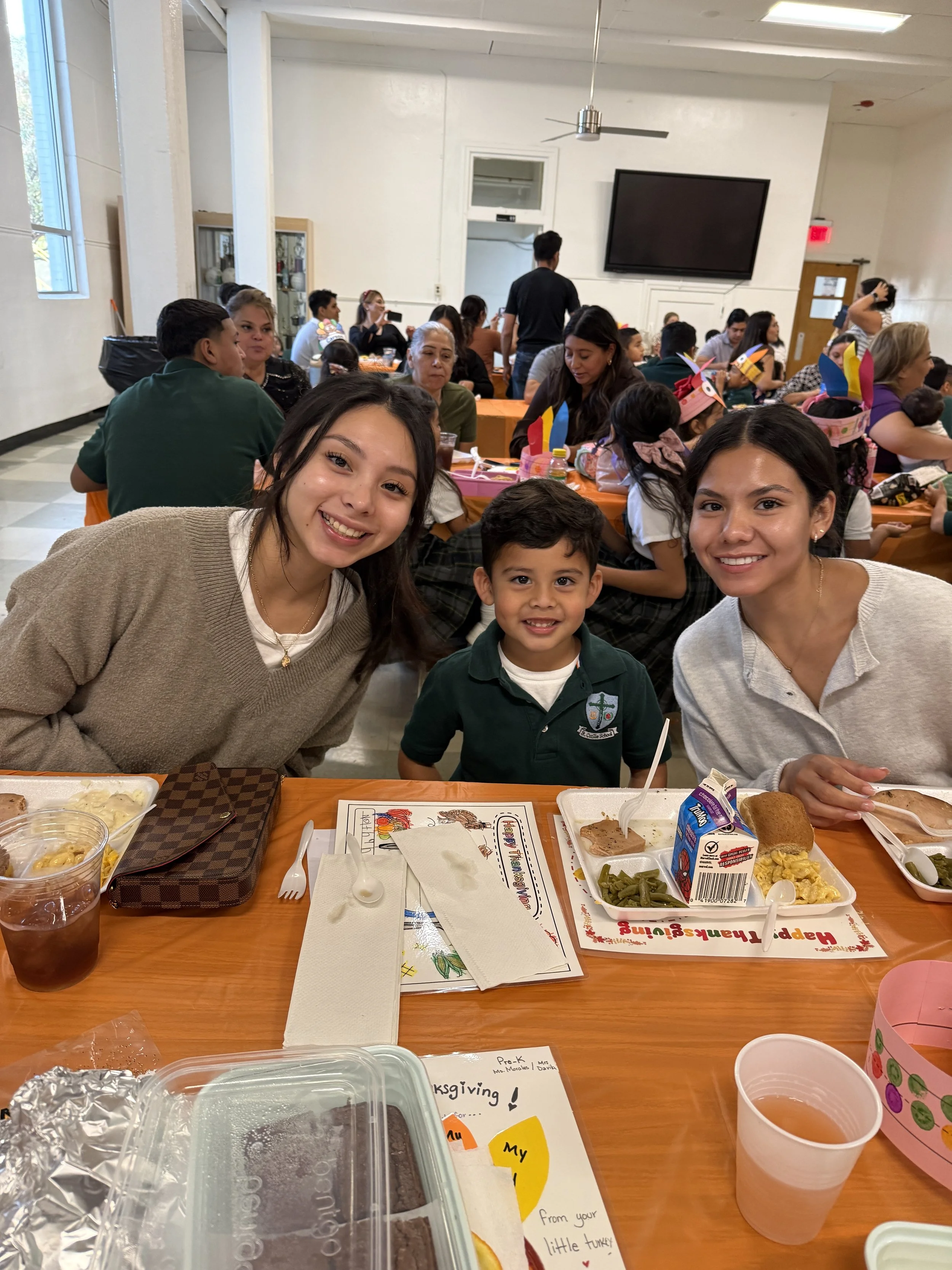 Thanksgiving Lunch 2025 (11).JPG