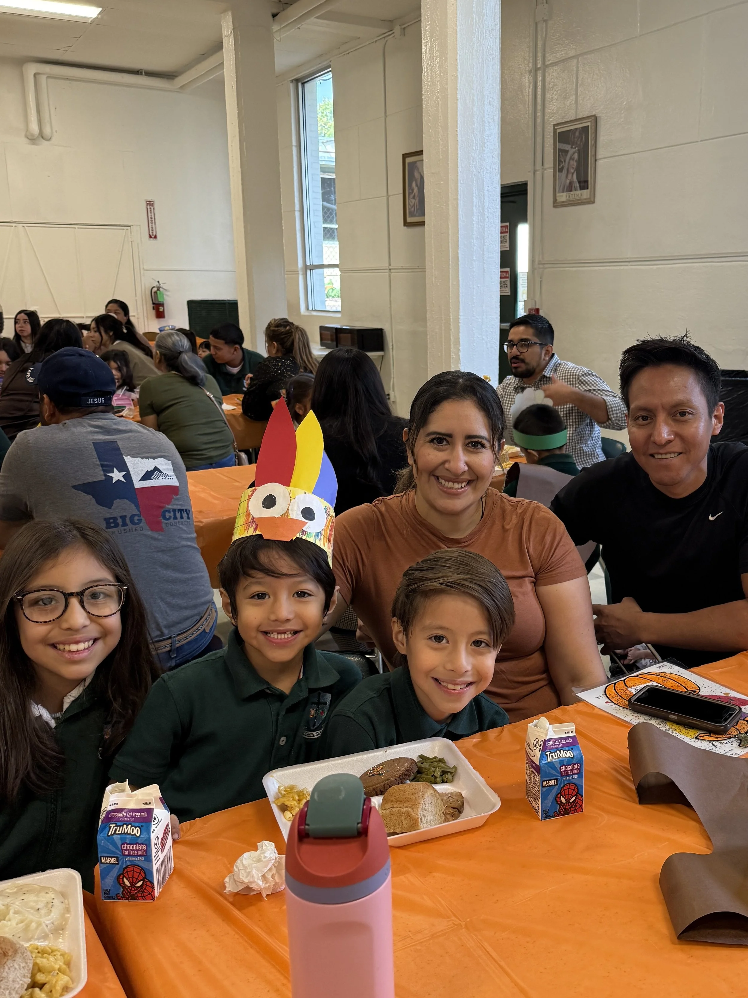 Thanksgiving Lunch 2025 (36).JPG