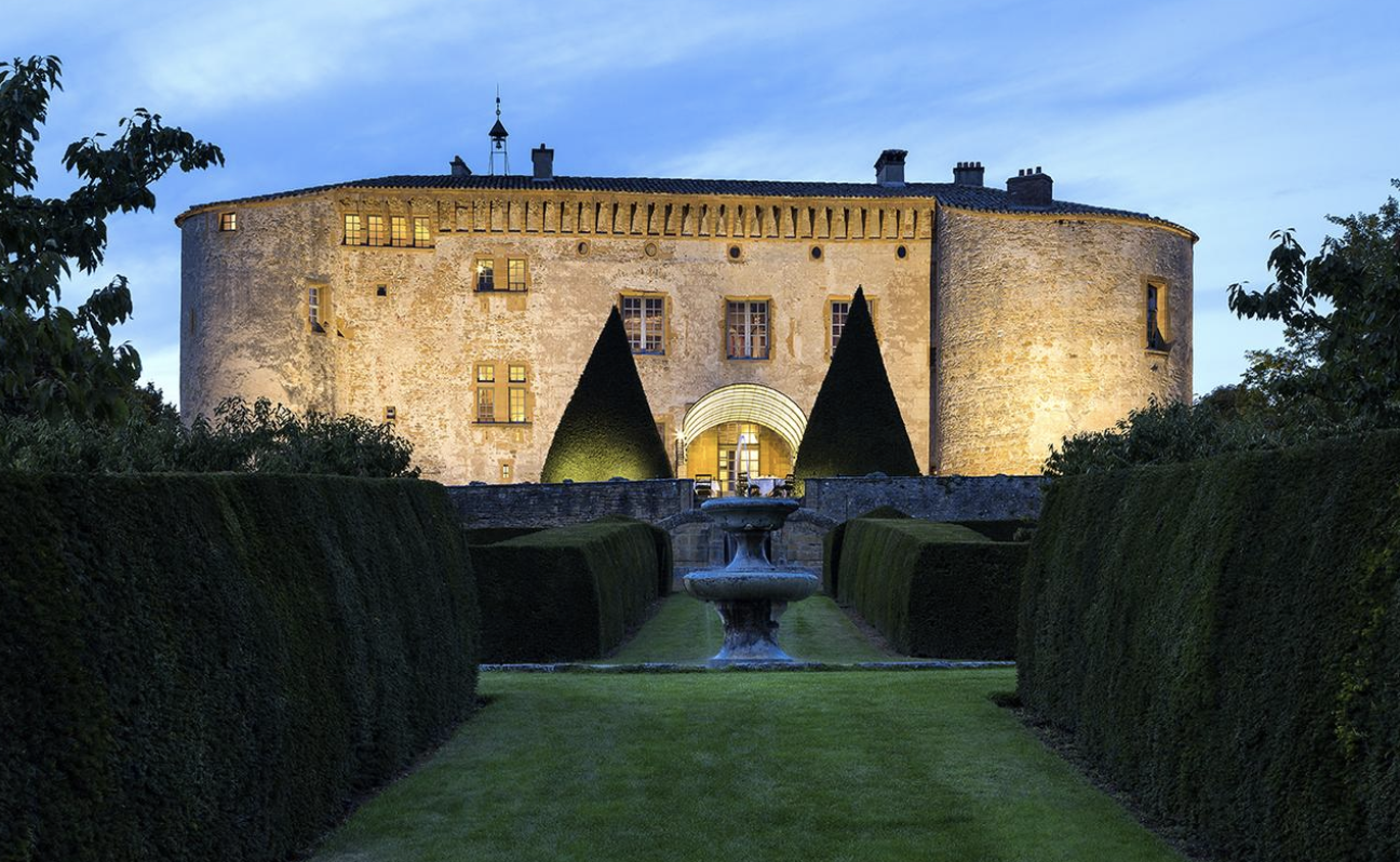 Descubre 5 hoteles-castillos en Francia ¡increíbles!