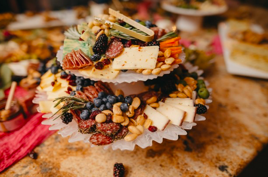 WHITE HANDBLOWN GLASS ANTHROPOLOGIE CAKE STAND