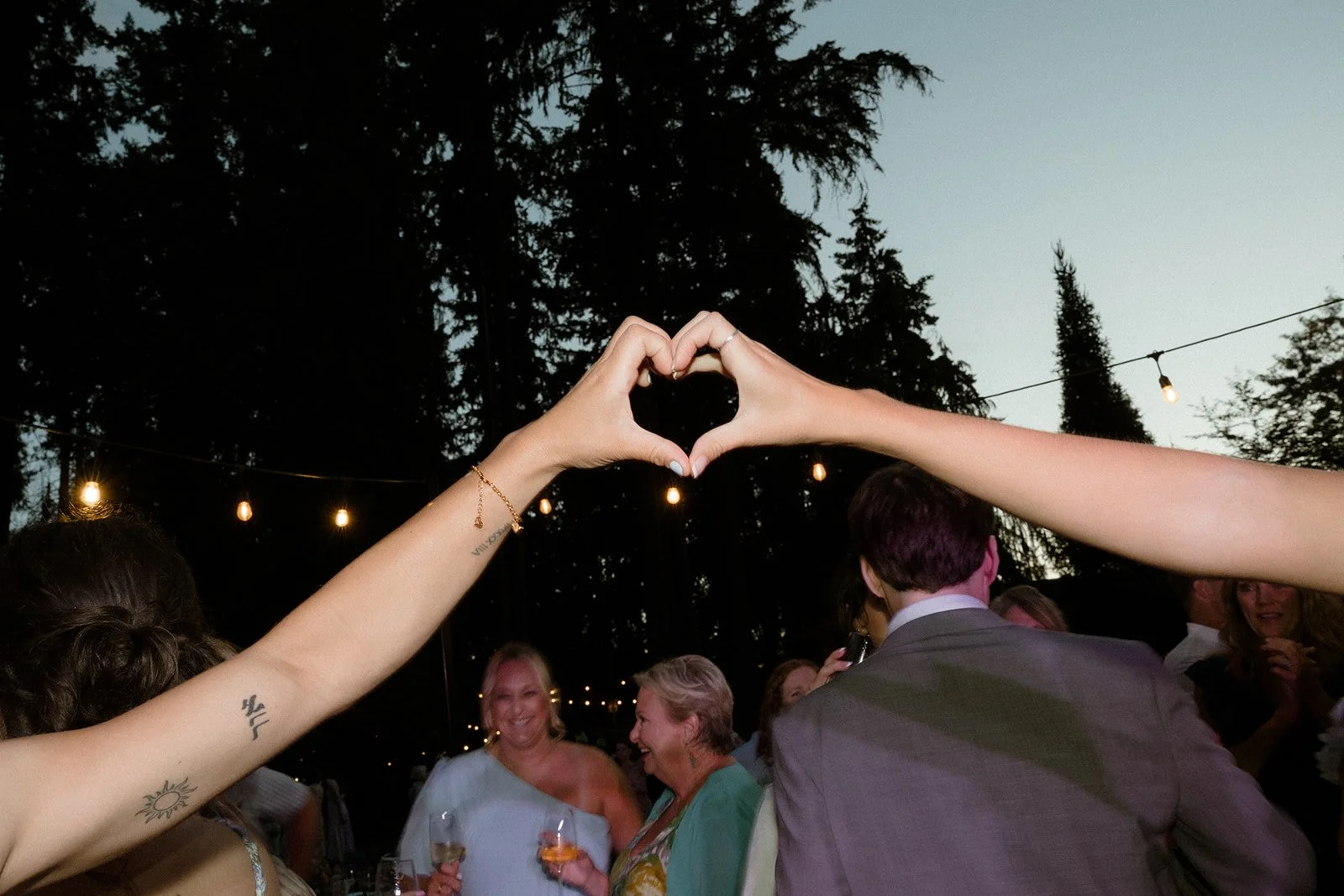 Madison-David-Cedar-Vale-Wedding-196_websize.jpg