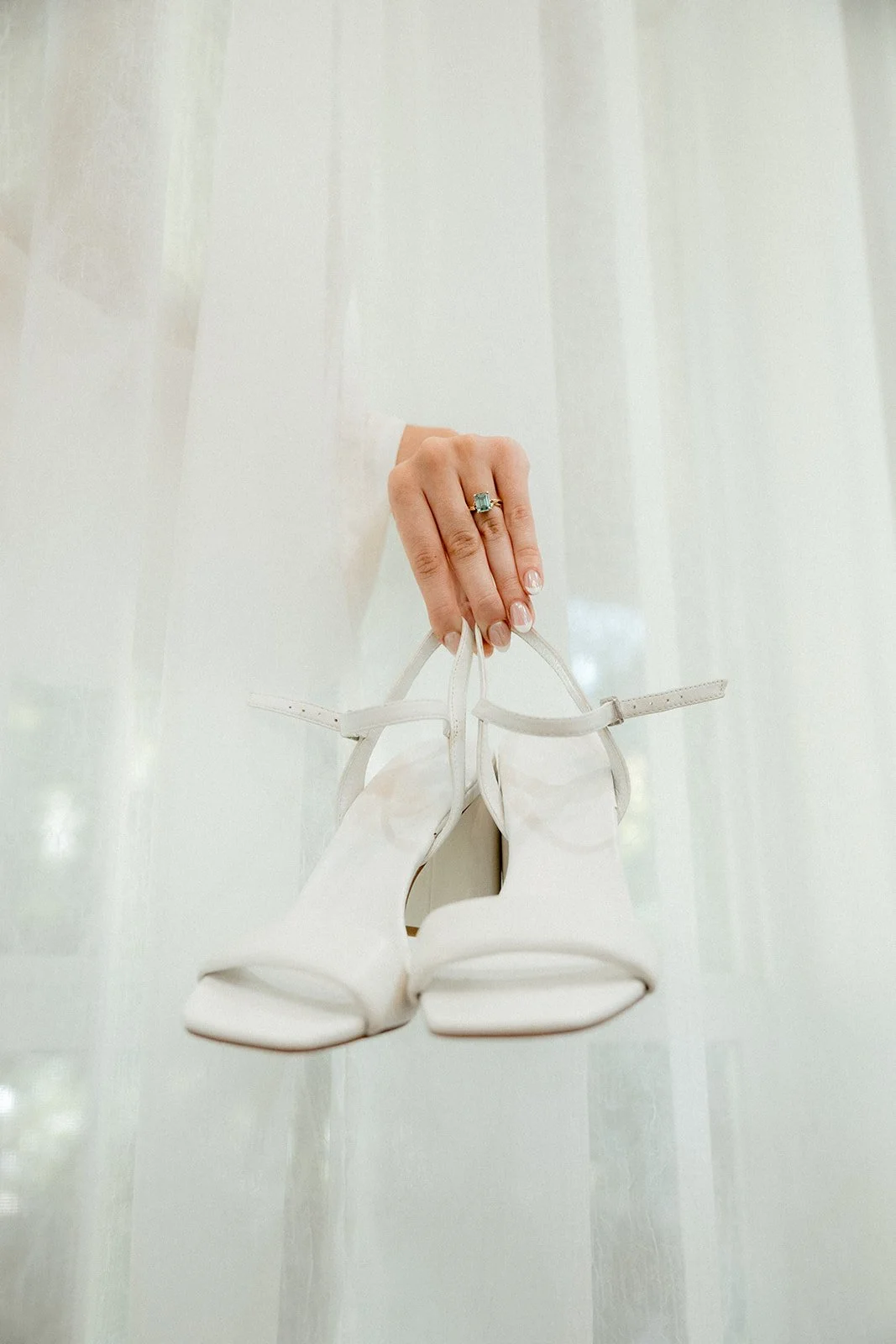 Madison-David-Cedar-Vale-Wedding-12_websize.jpg
