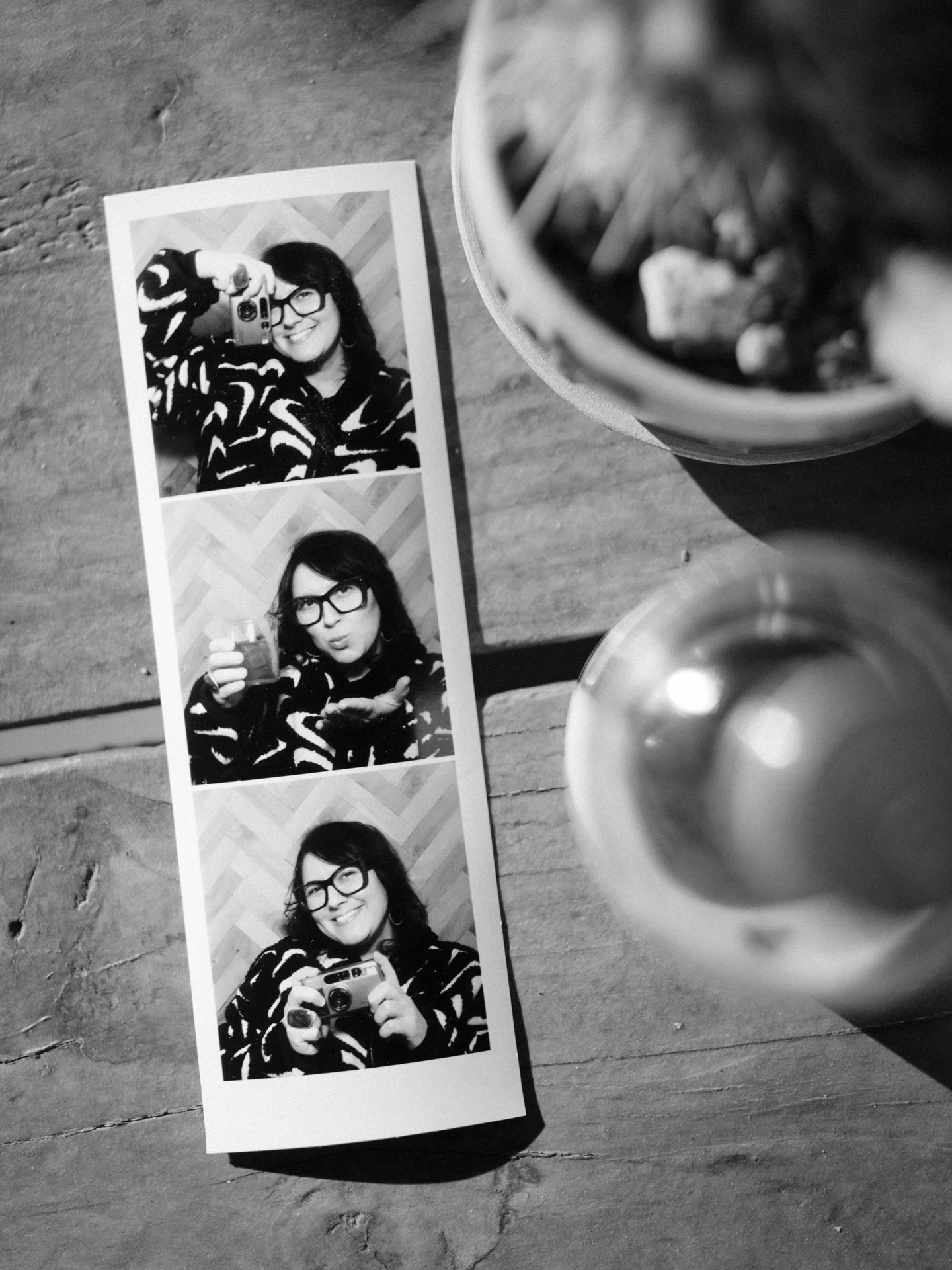 Two truths and a lie 🙊 Let&rsquo;s go! 

Can you guess my sweet little lie? 🤔 Drop your guess below👇and I&rsquo;ll spill the tea later! 🍵😏

When I was younger I... 

1. Wrote Dawson&rsquo;s Creek fan fiction, ensuring Joey and Pacey ended up tog