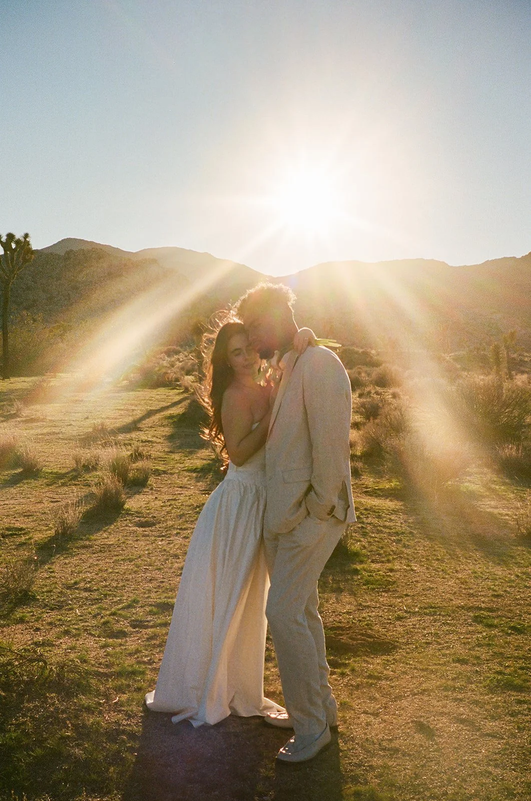 Brandon-Mimi-Joshua-Tree-Elopement-Film-27_websize.jpg