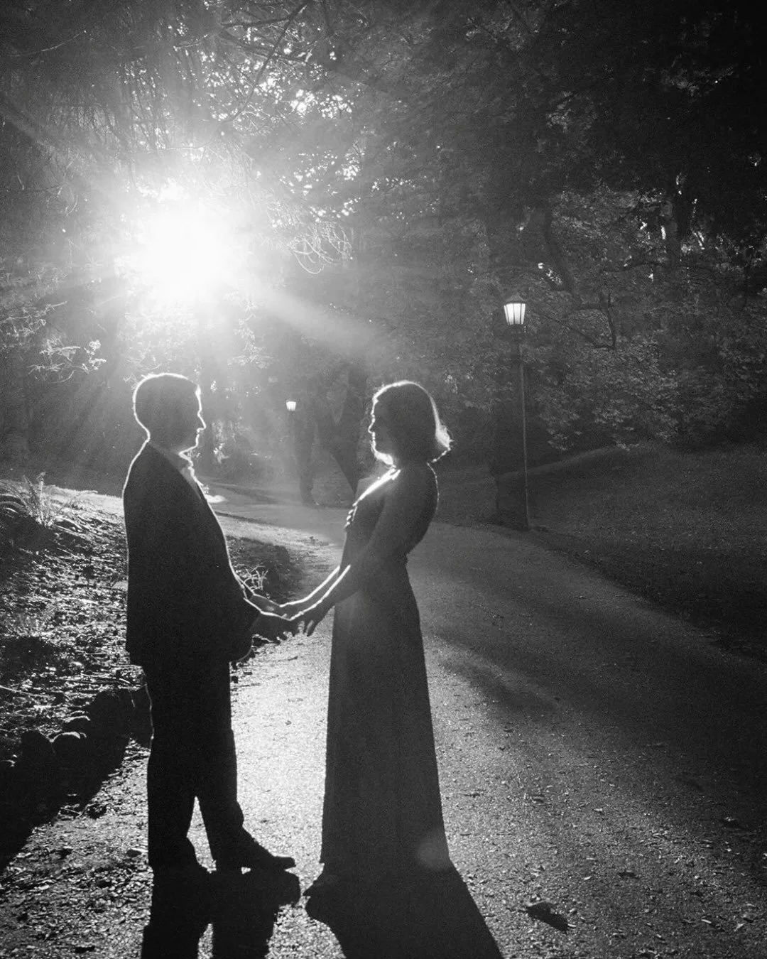 Film drop from Laurelhurst Park with Kaylee + Kayden ✨

Light leaks, golden hour through those tall trees, and that little pond doing the most. I just love these two and I just love this iconic Portland park. 🌳 

Film makes everything feel more nost