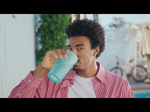 Tai Verdes - Stuck In The Middle [Official Video]