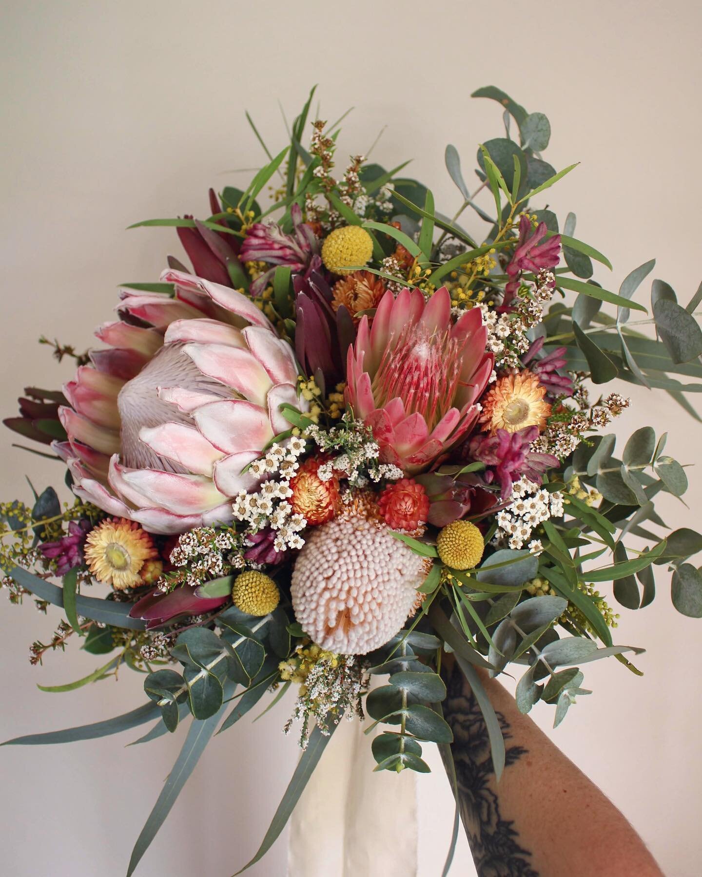 Natives &amp; proteas for Madi 💐

We are excited to be heading into the winter months for some much needed R&amp;R as our main wedding season comes to an end 🫶

We will be flowering our final wedding tomorrow for Renae &amp; Matthew and then have a