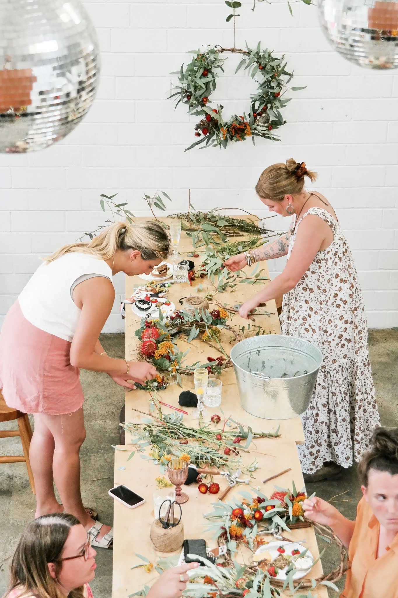 Euka Native Christmas Wreaths Eco.jpg