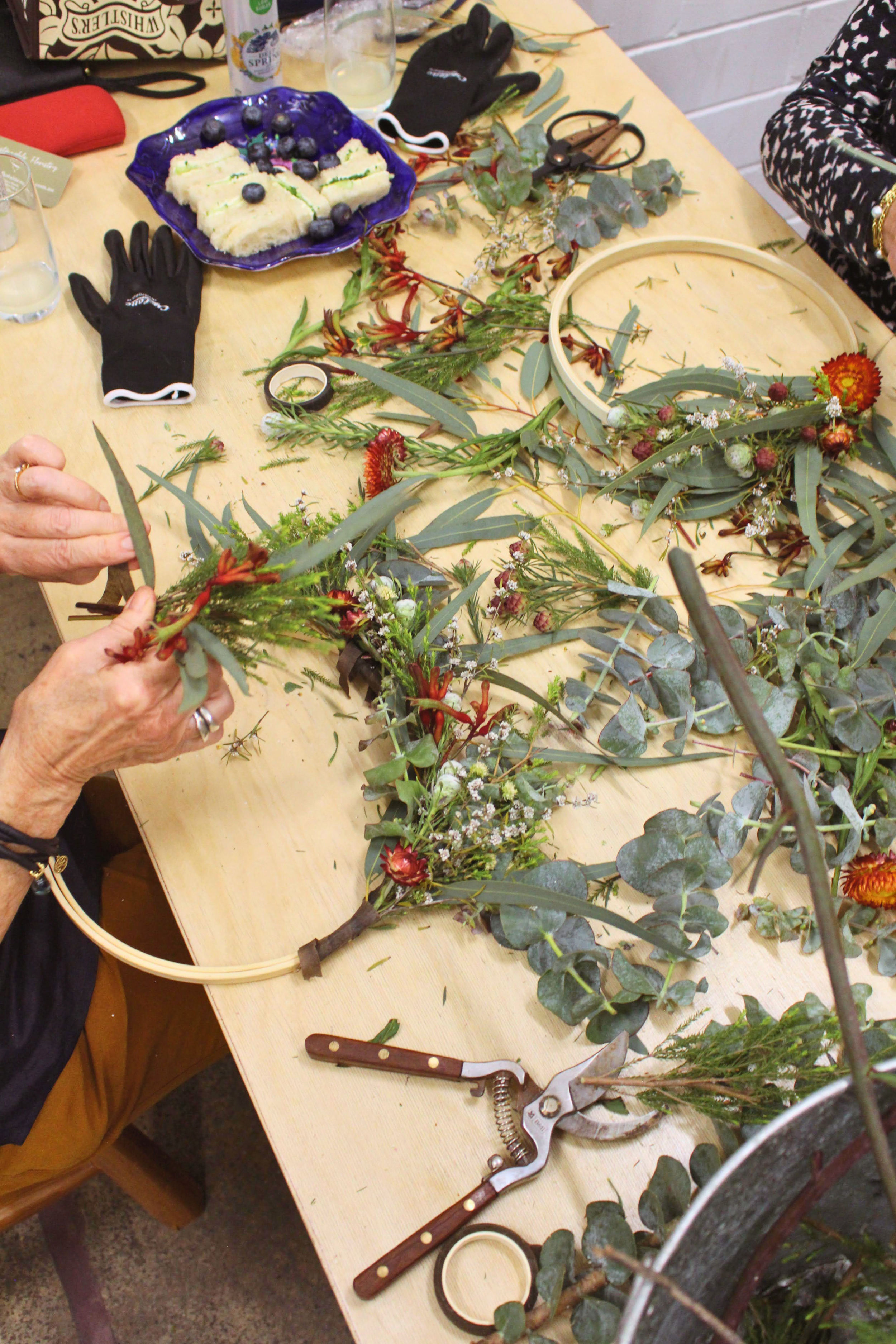 Euka Mini Christmas Wreath Native Workshop.png