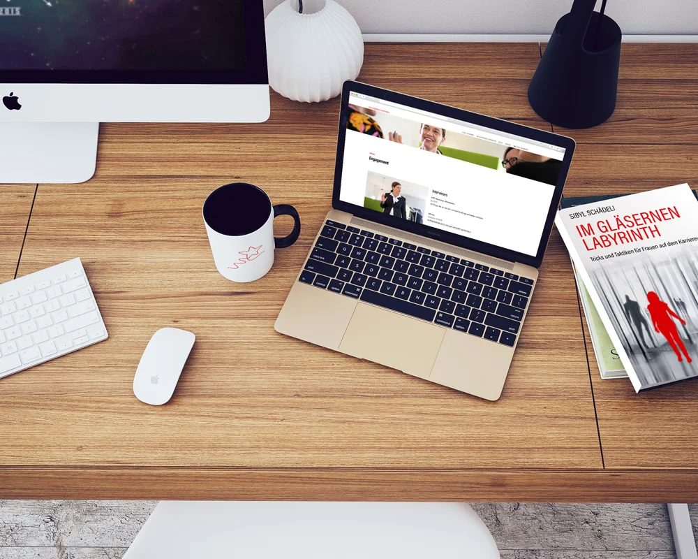 img_new-macbook-workspace_kl.jpg