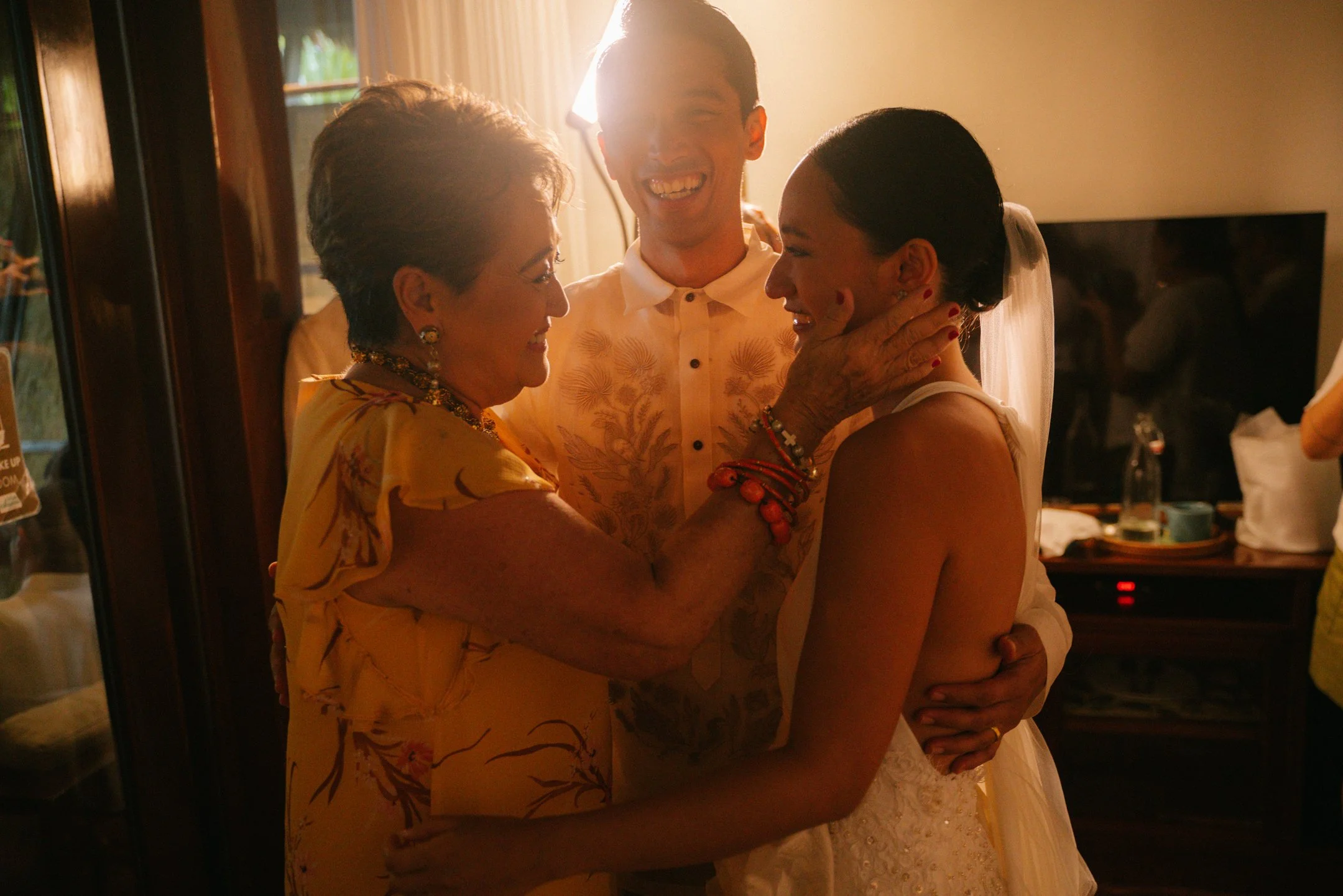emman&sabrina-750.jpg