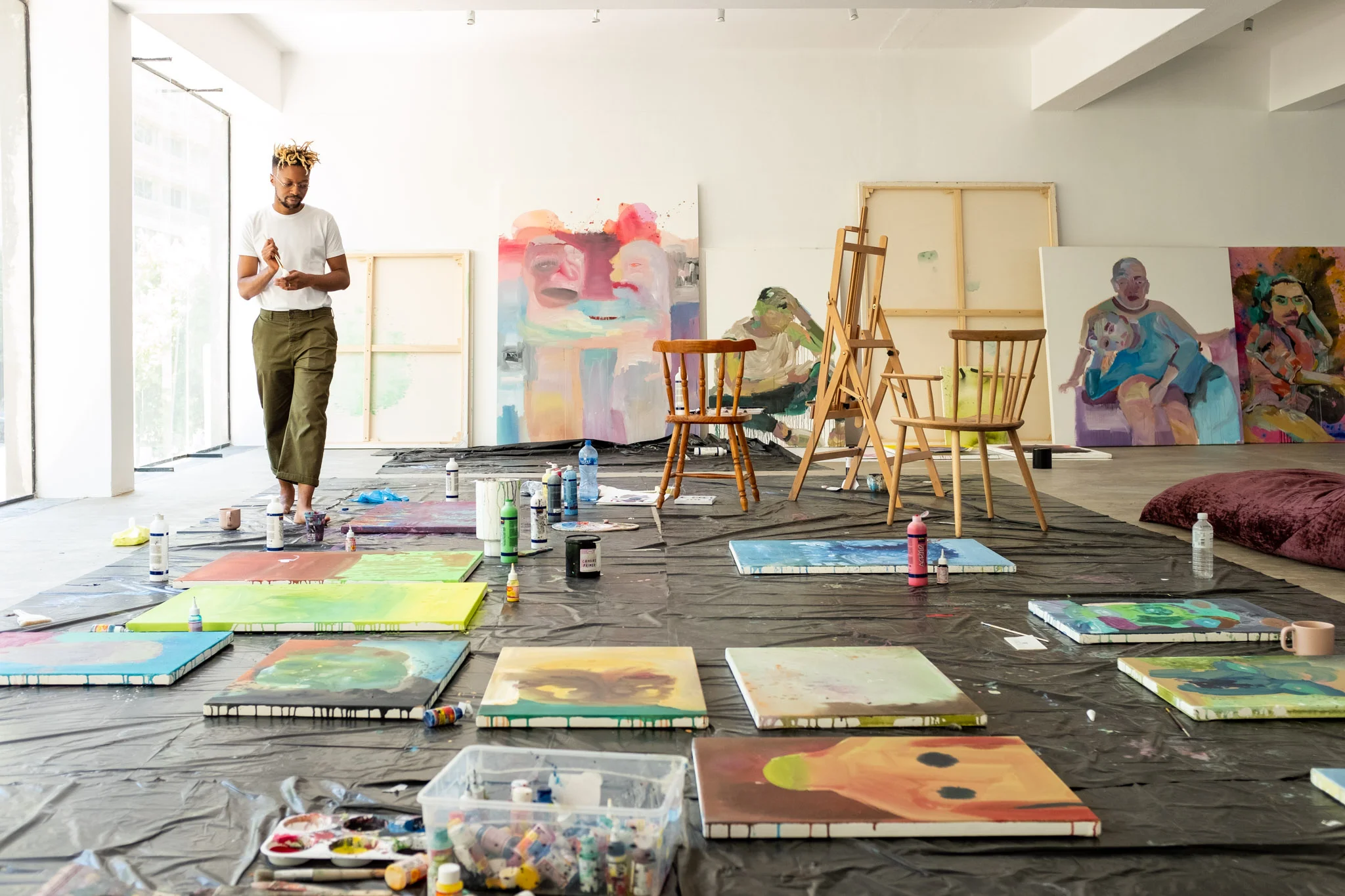 Banele Khoza in studio at BKhzCaptured by Bernard Brand