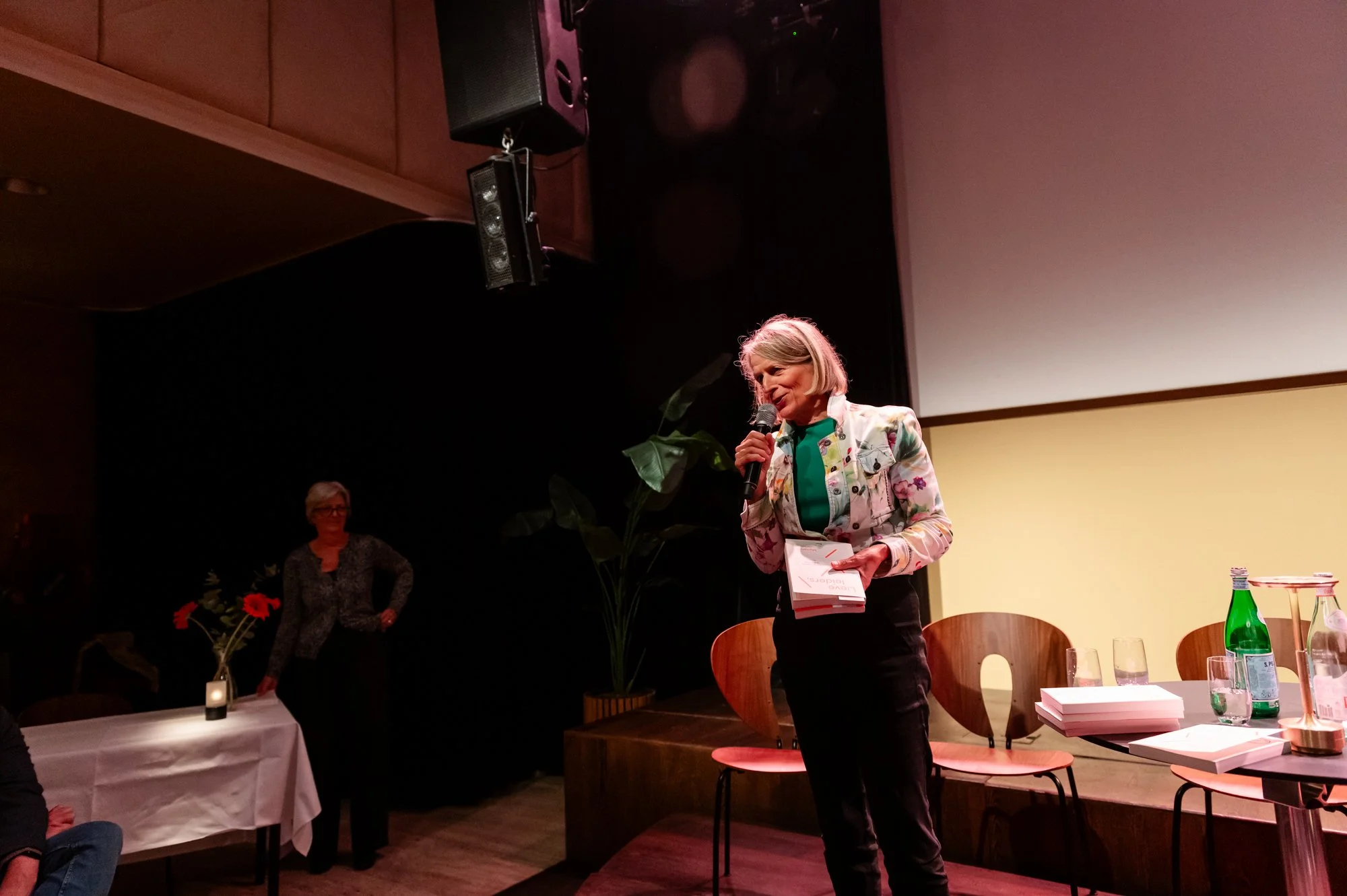 _DSC0154 Boekpresentatie Marianne Janssen 2025_BLINKfotografie.jpg
