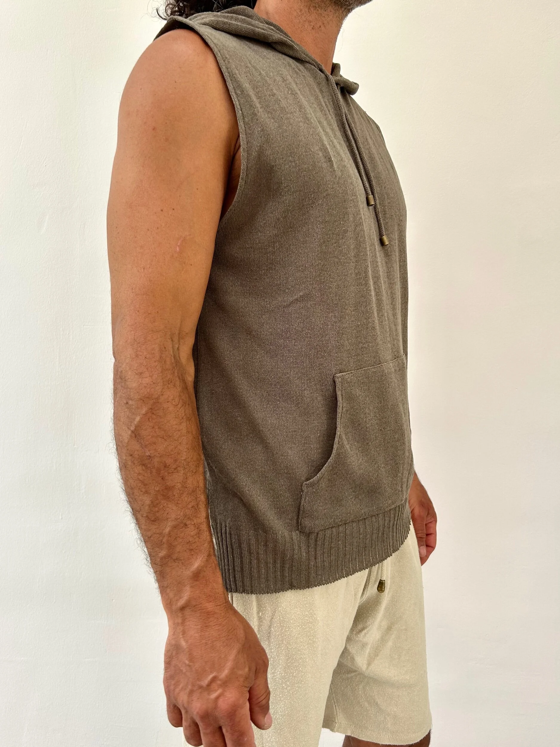 3EE8A843-7B49-44E3-8C75-68DF41102AB7