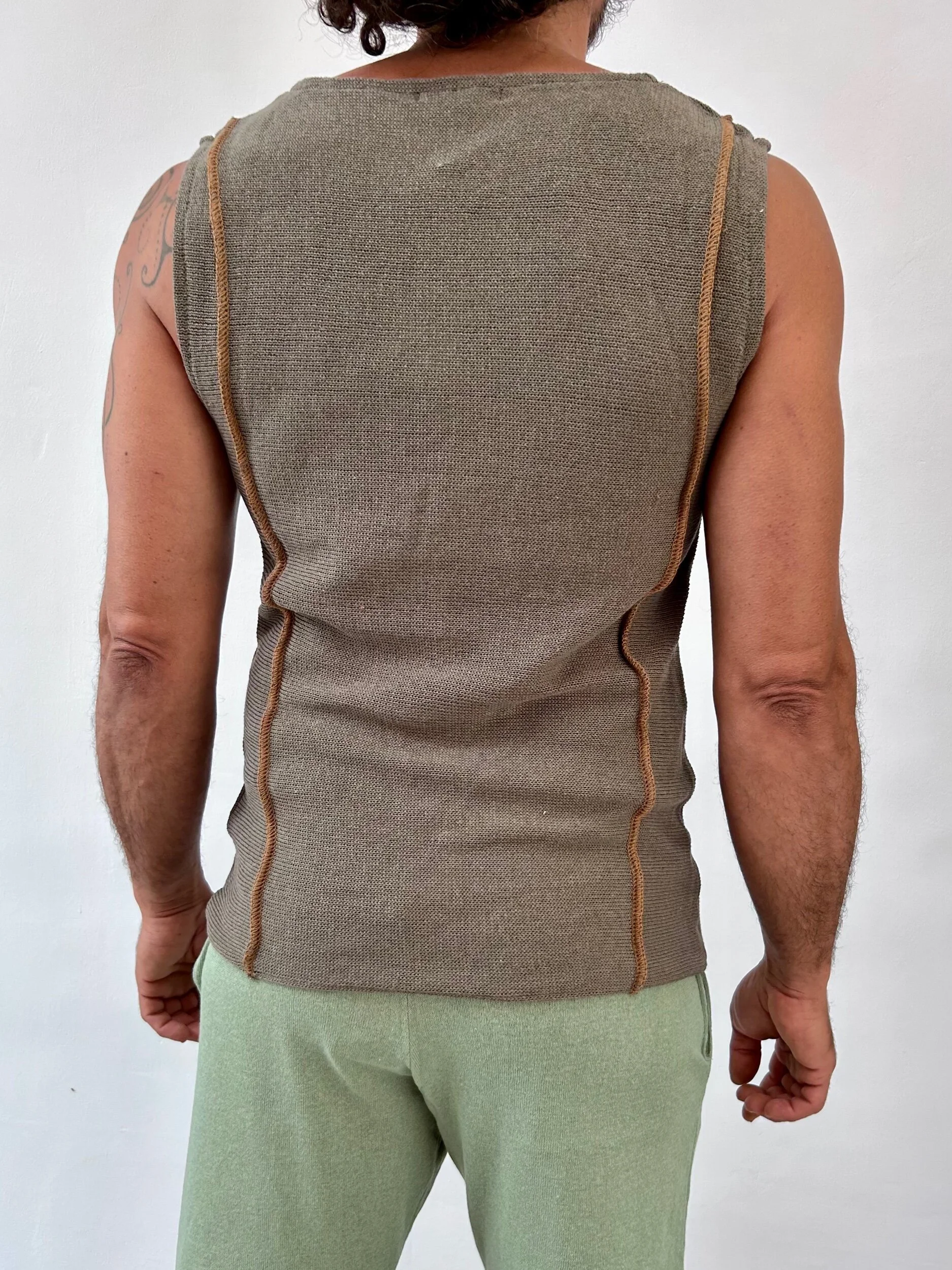 FBDDBA27-4BCA-49EA-969F-F09BEA764E7D