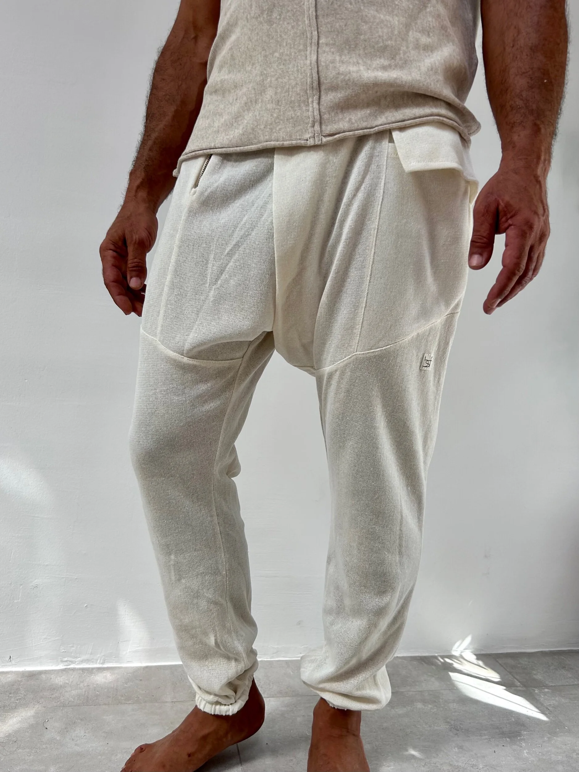 DD436D70-8A92-4138-8917-4992BAA0D992