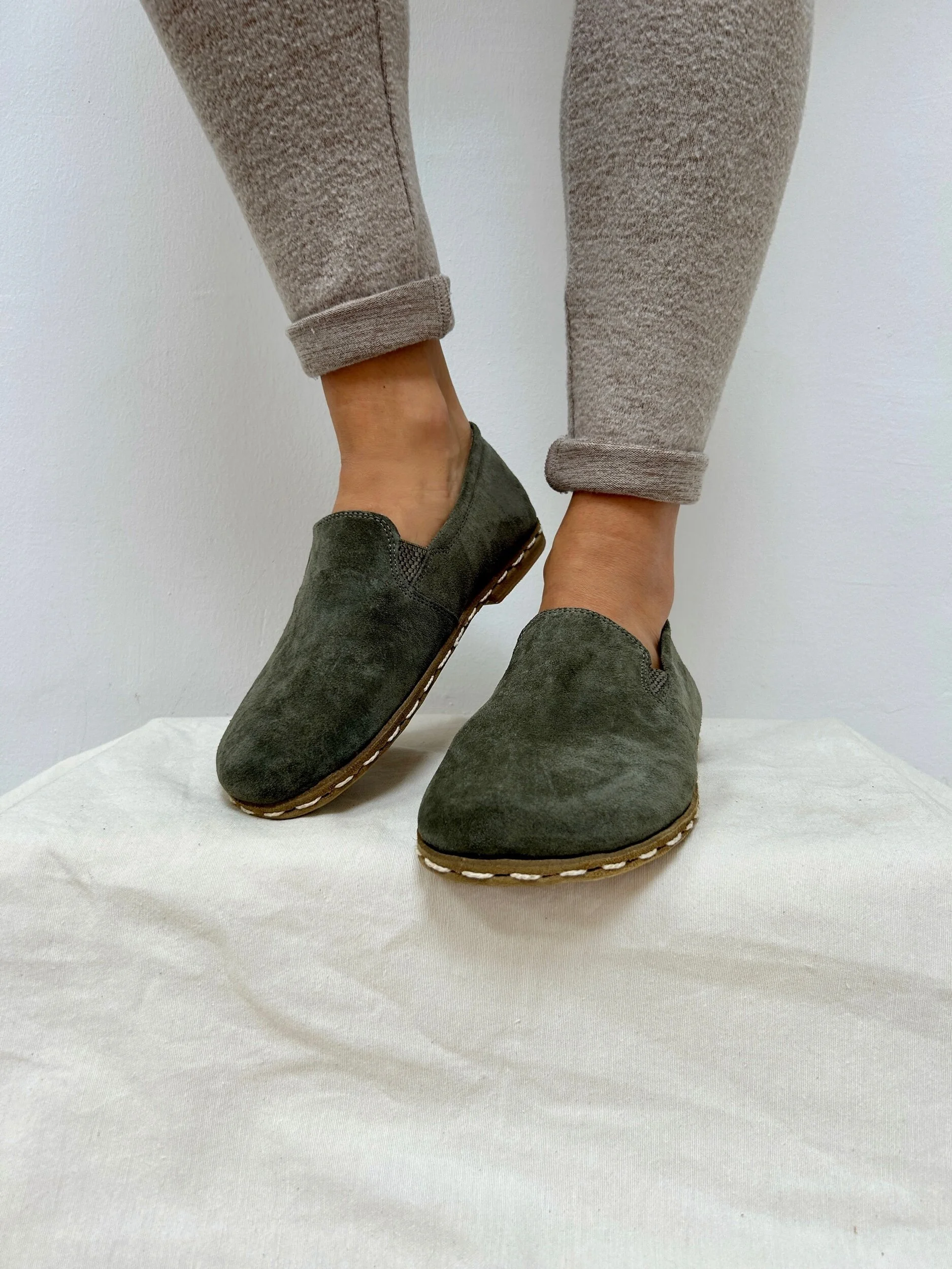 195A52E5-FE1F-4739-A35E-1C7488A58AC3