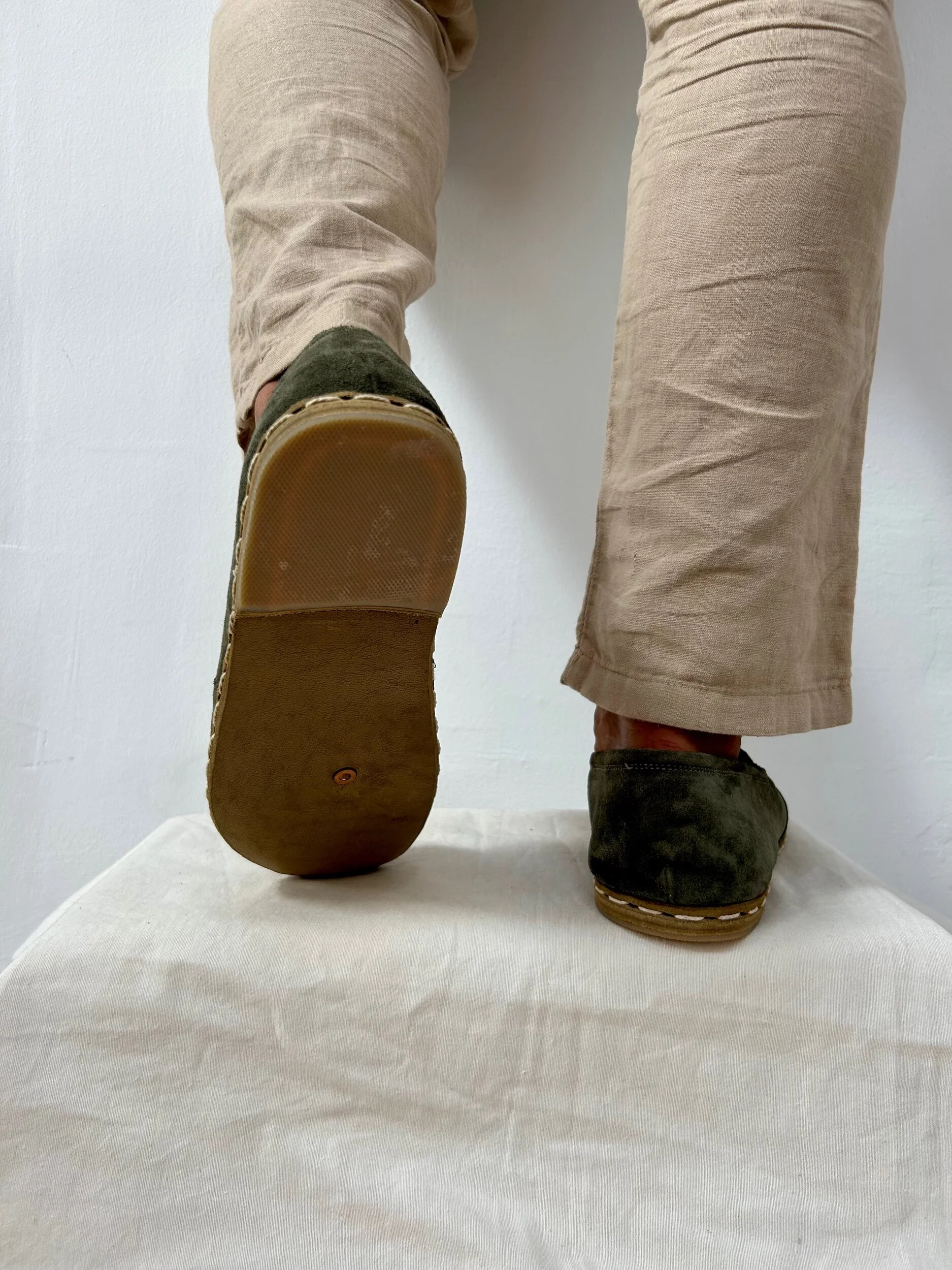 4F98F18F-5425-4B4B-B432-F64219436445