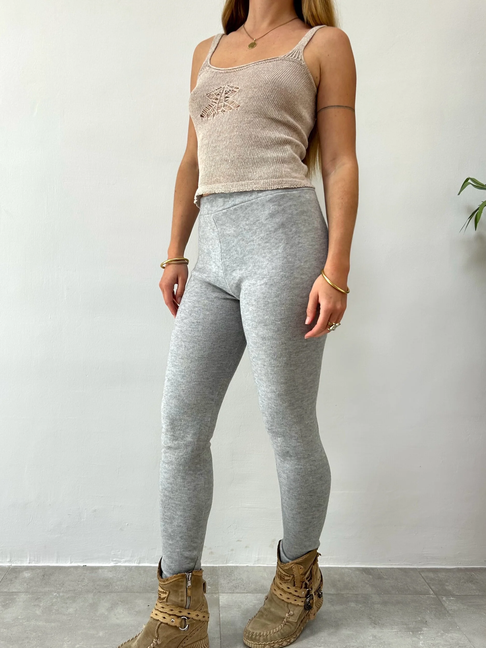 4177ED84-6667-4513-8C80-83619914042E