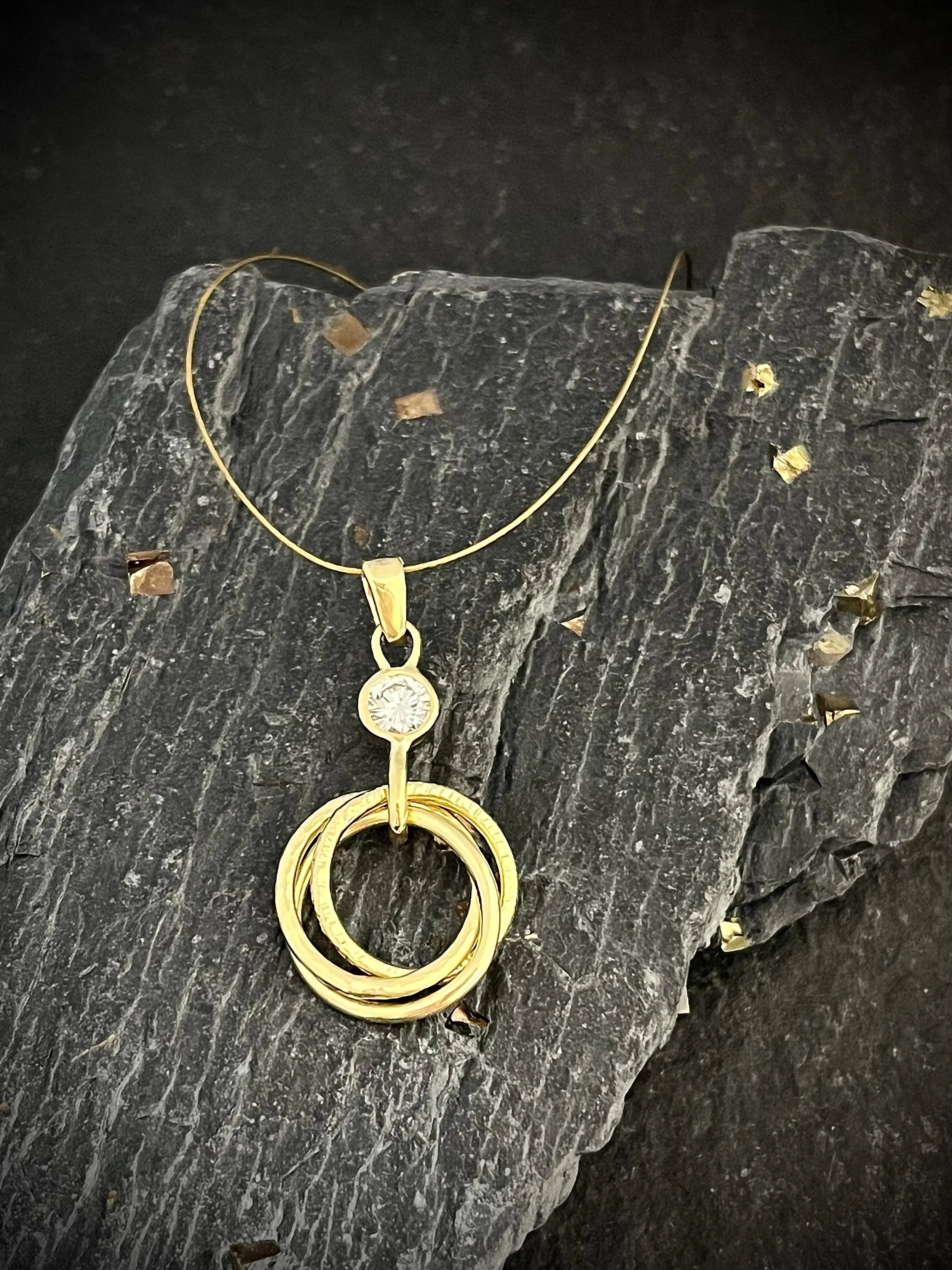  Circles pendant