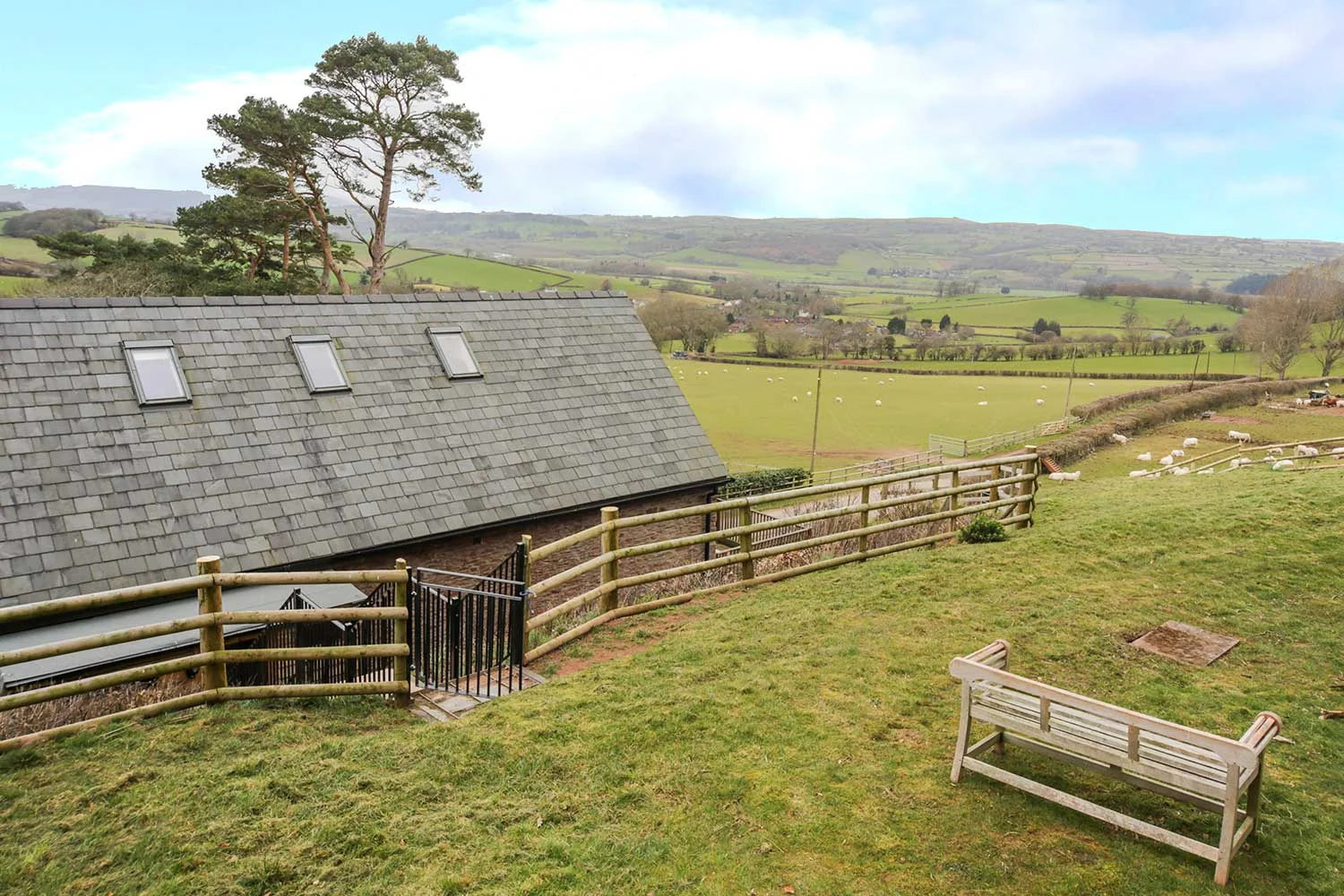 Penyrwrlodd_Explore-the-Welsh-Marches.jpg