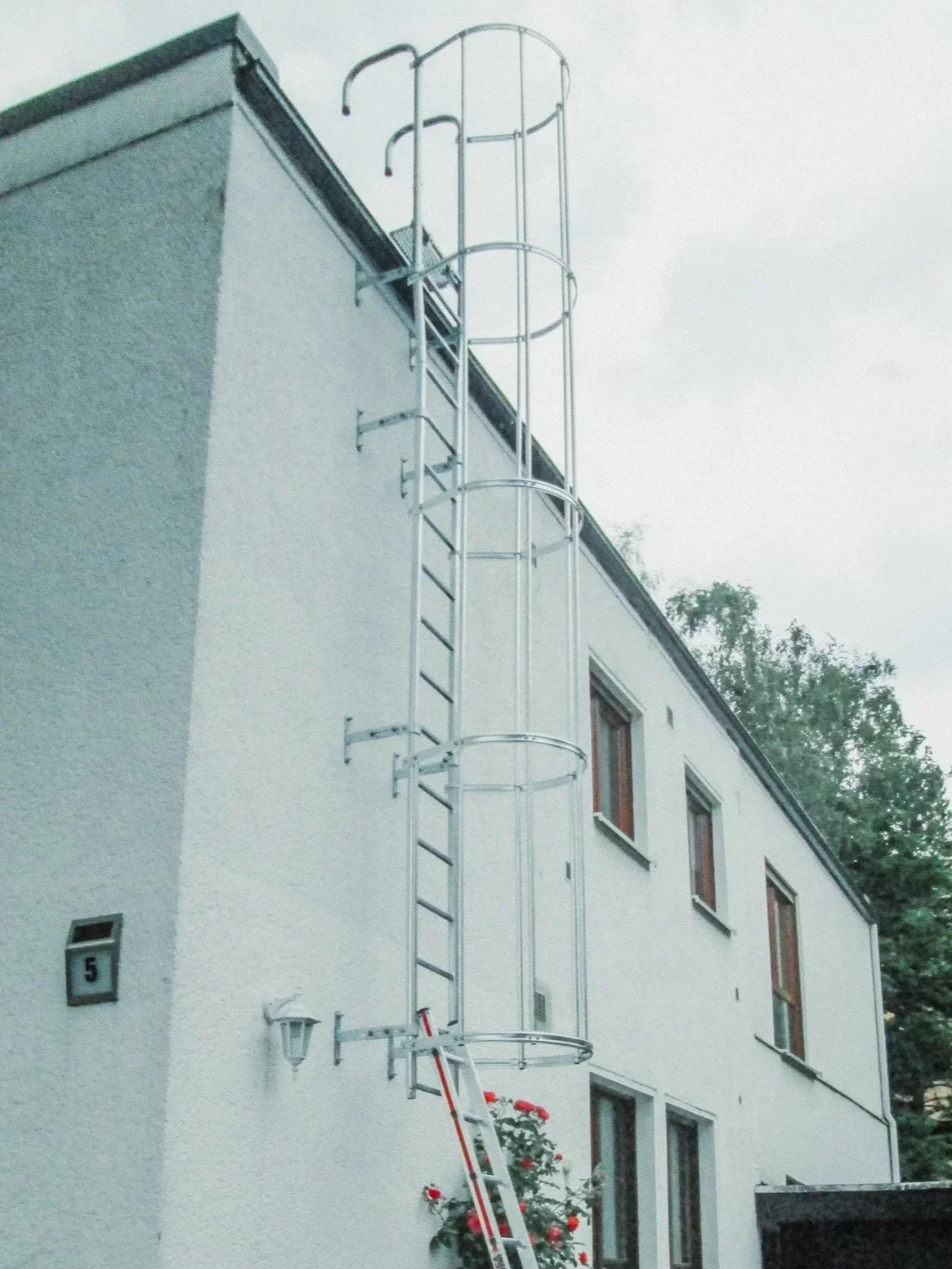 Portfolio – Ortsfeste Leitern | Plaschke Tezett