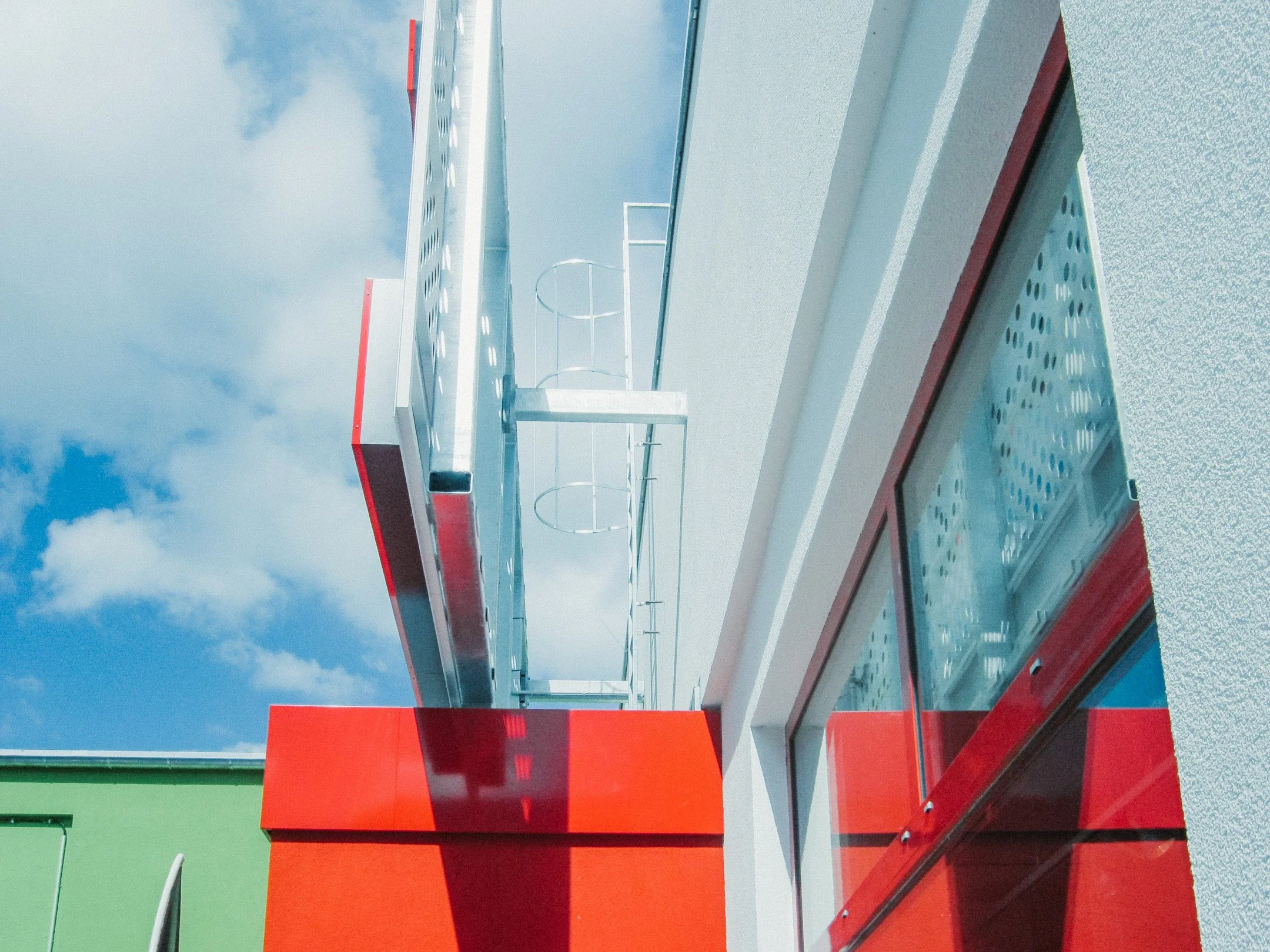 Rahmenkonstruktion und ortsfeste Leiteranlage | Plaschke Tezett – Projekte