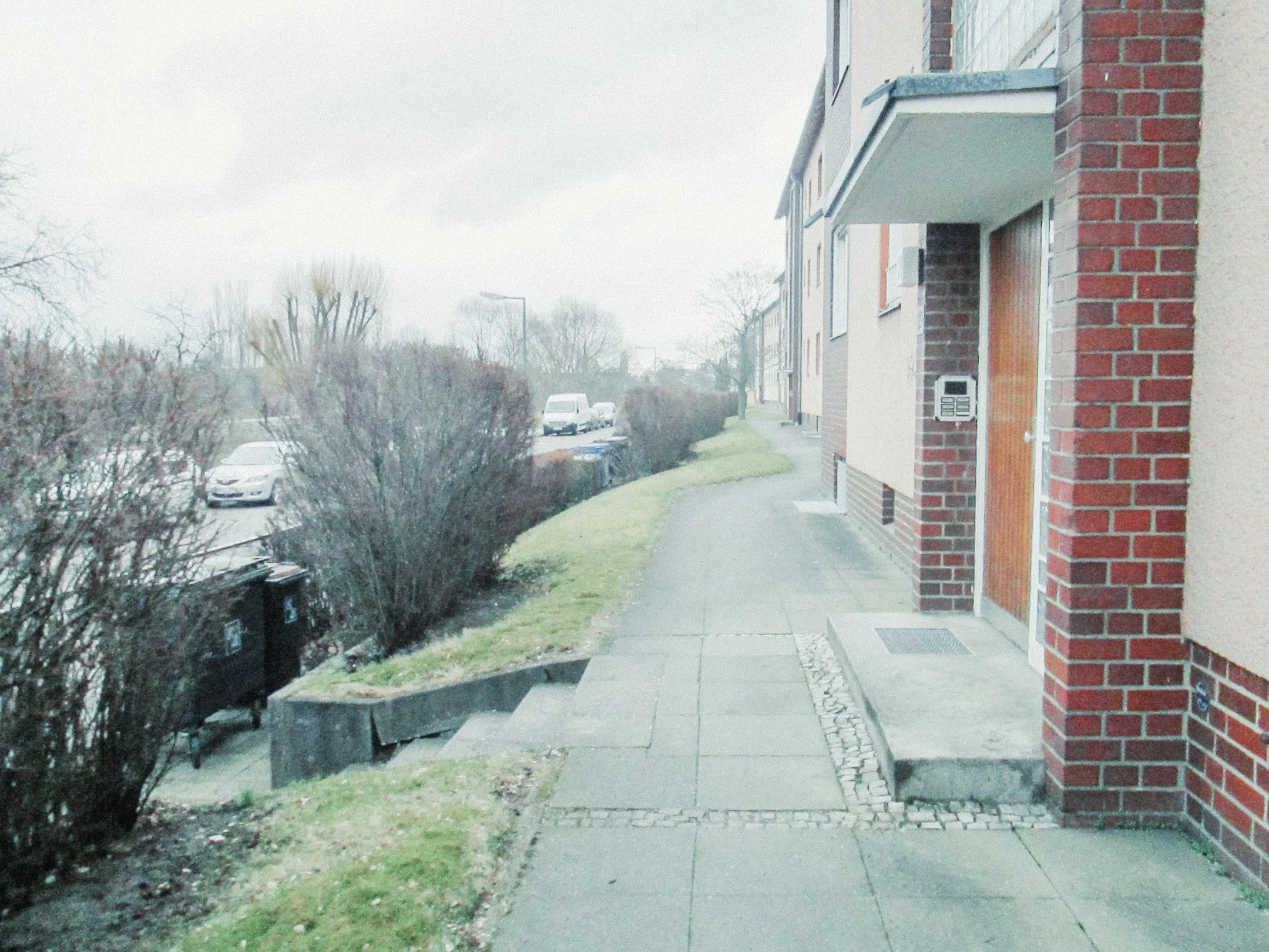 Installation neuer Geländer an Hauseingängen | Plaschke Tezett – Projekte